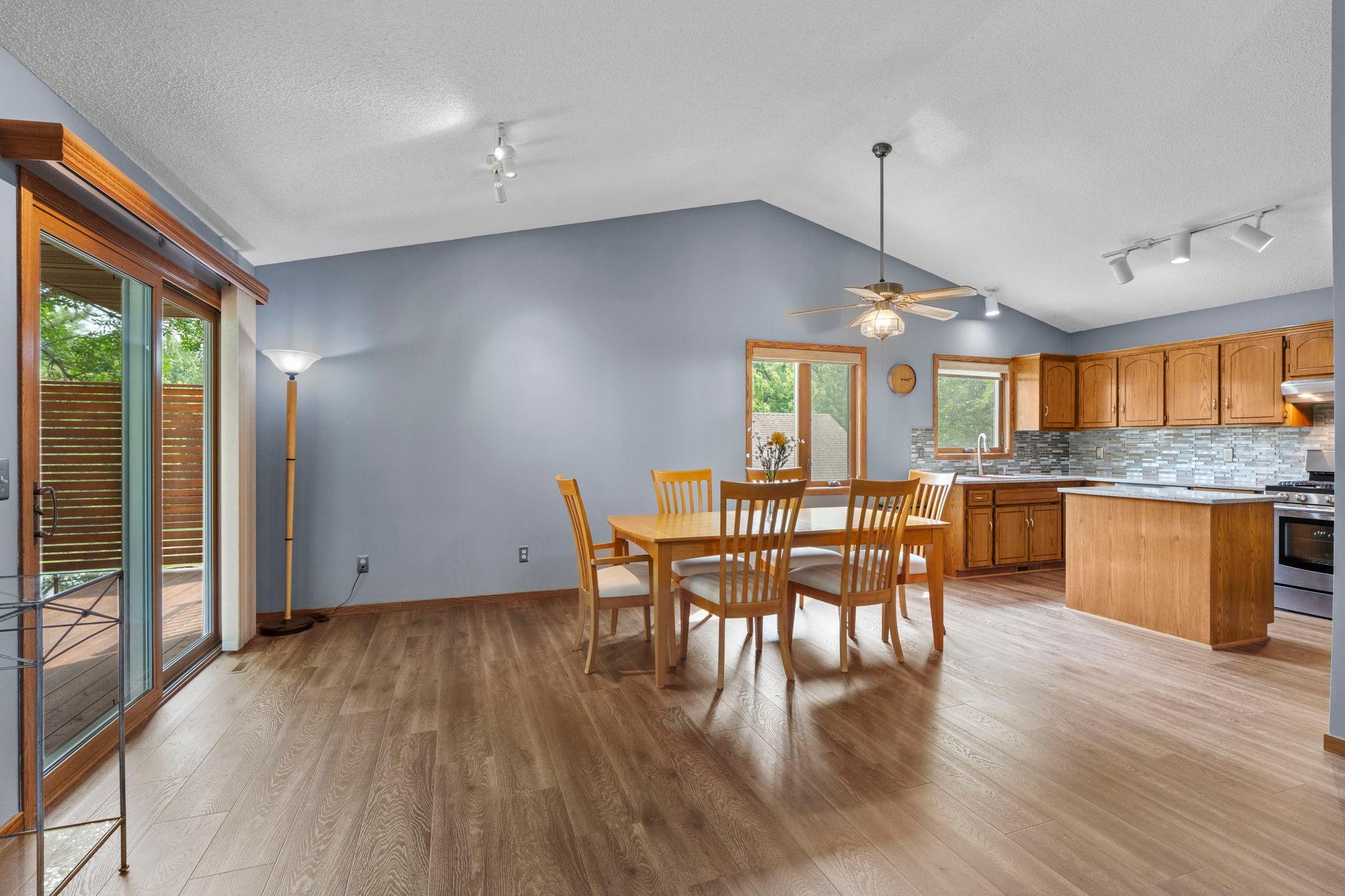 9220 Orchid Lane N Property Photo 14