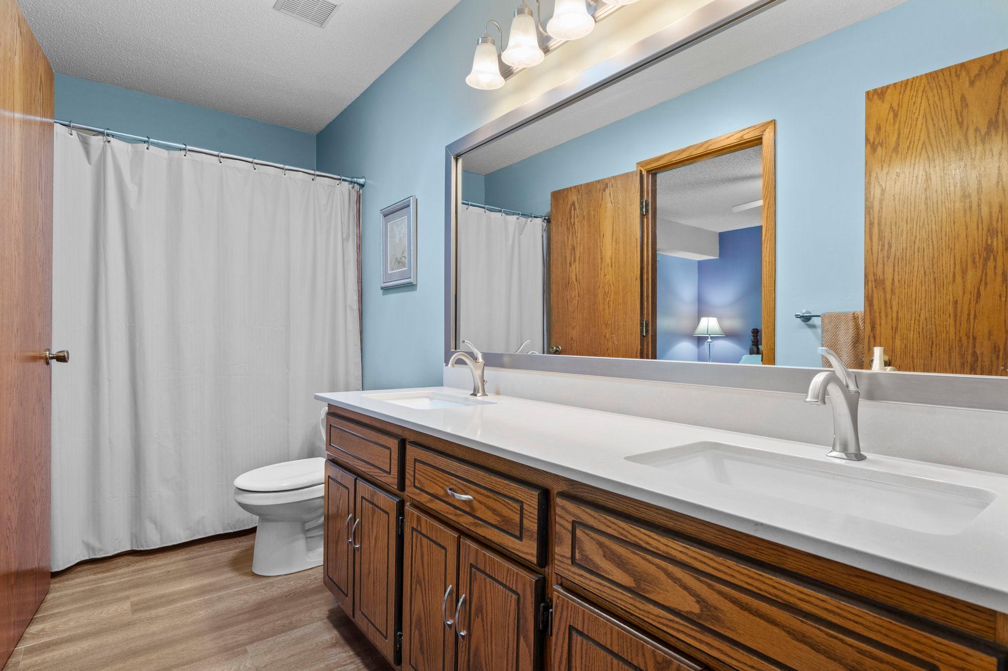 9220 Orchid Lane N Property Photo 24