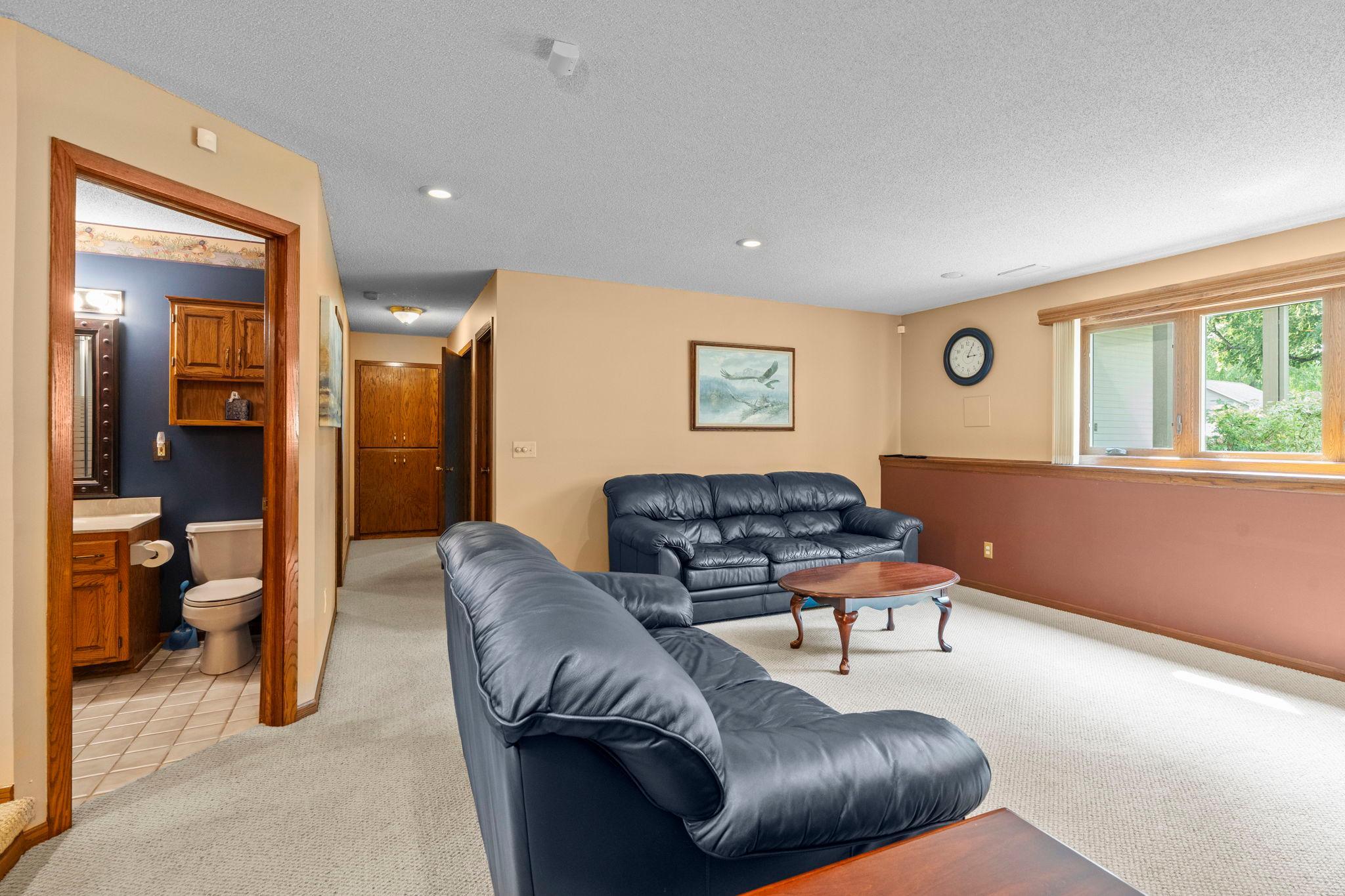 9220 Orchid Lane N Property Photo 32