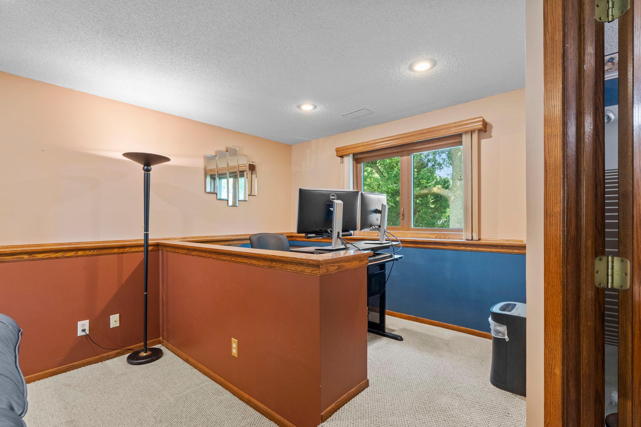 9220 Orchid Lane N Property Photo 34