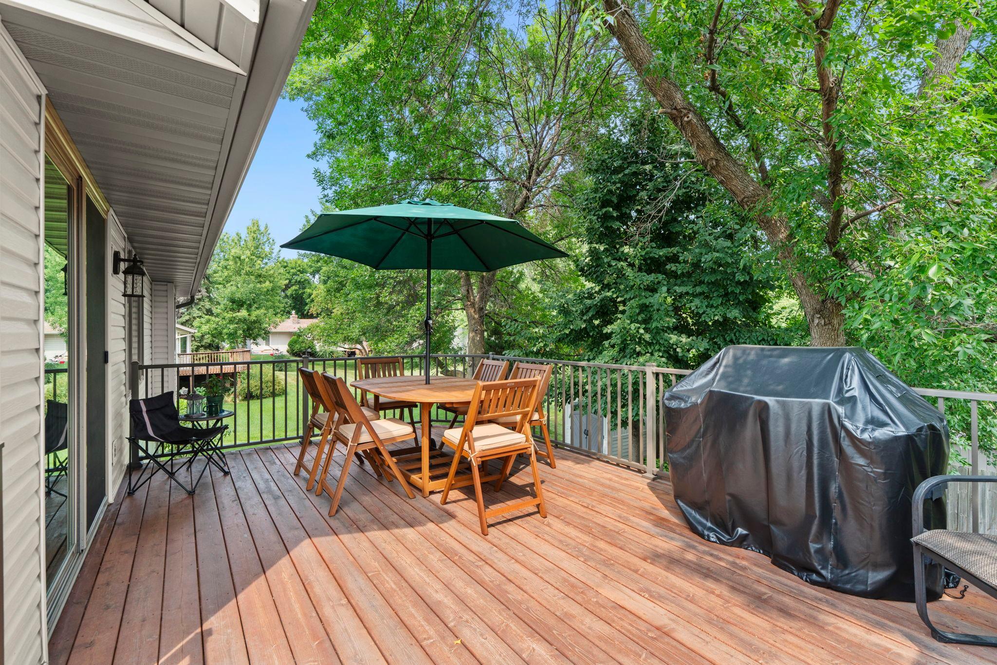 9220 Orchid Lane N Property Photo 38