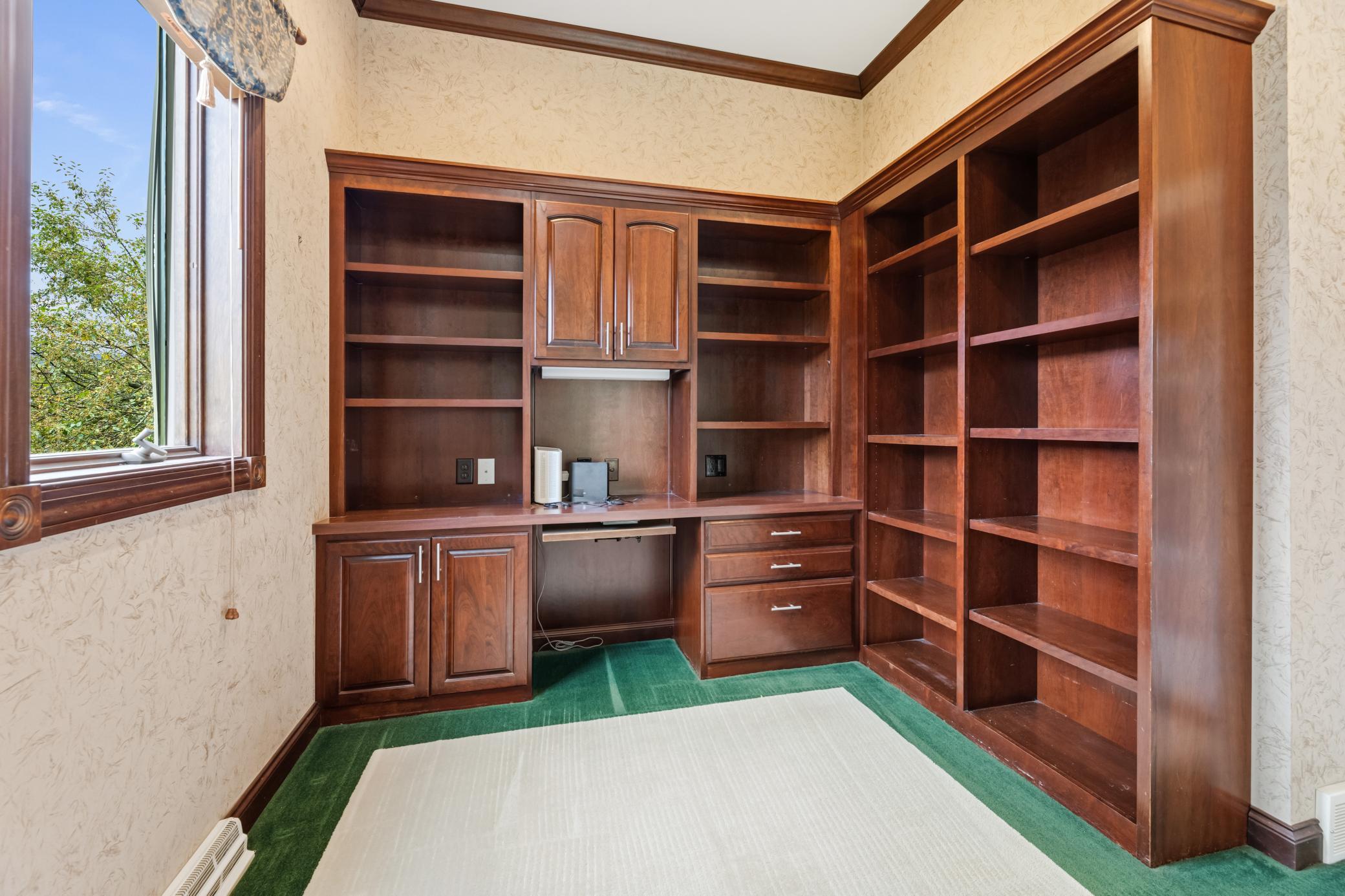 801 Spring Brook Drive Property Photo 17
