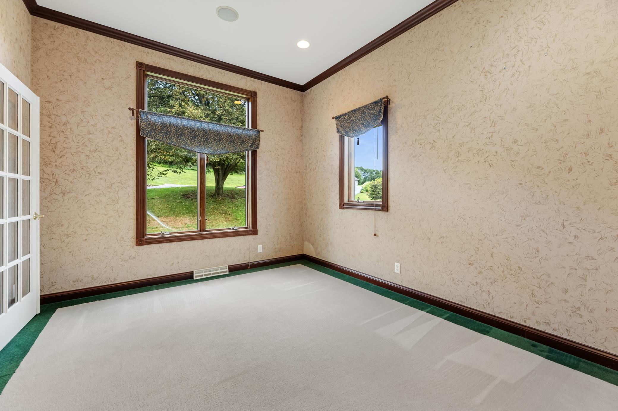 801 Spring Brook Drive Property Photo 18