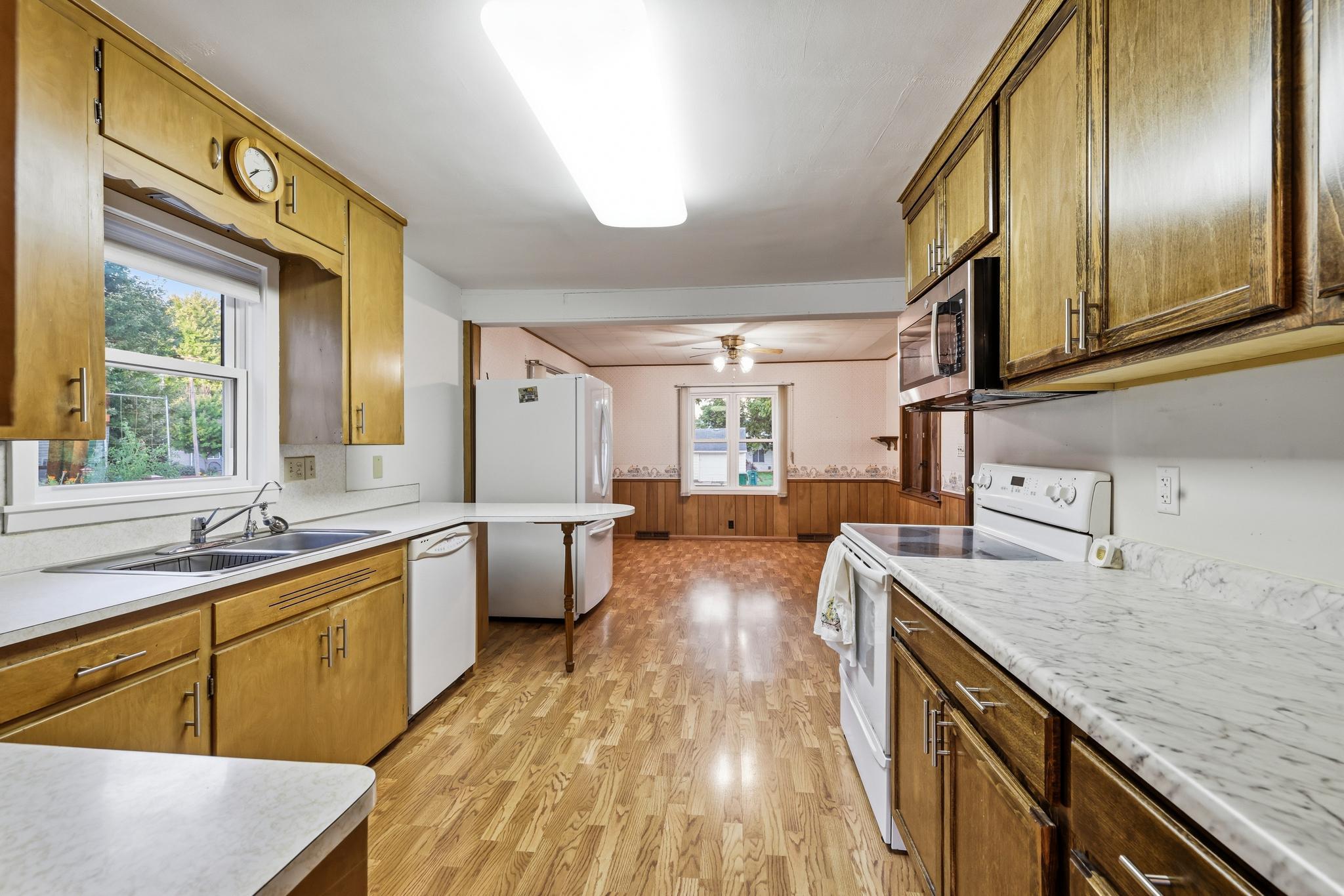 307 S 4th Street Property Photo 5