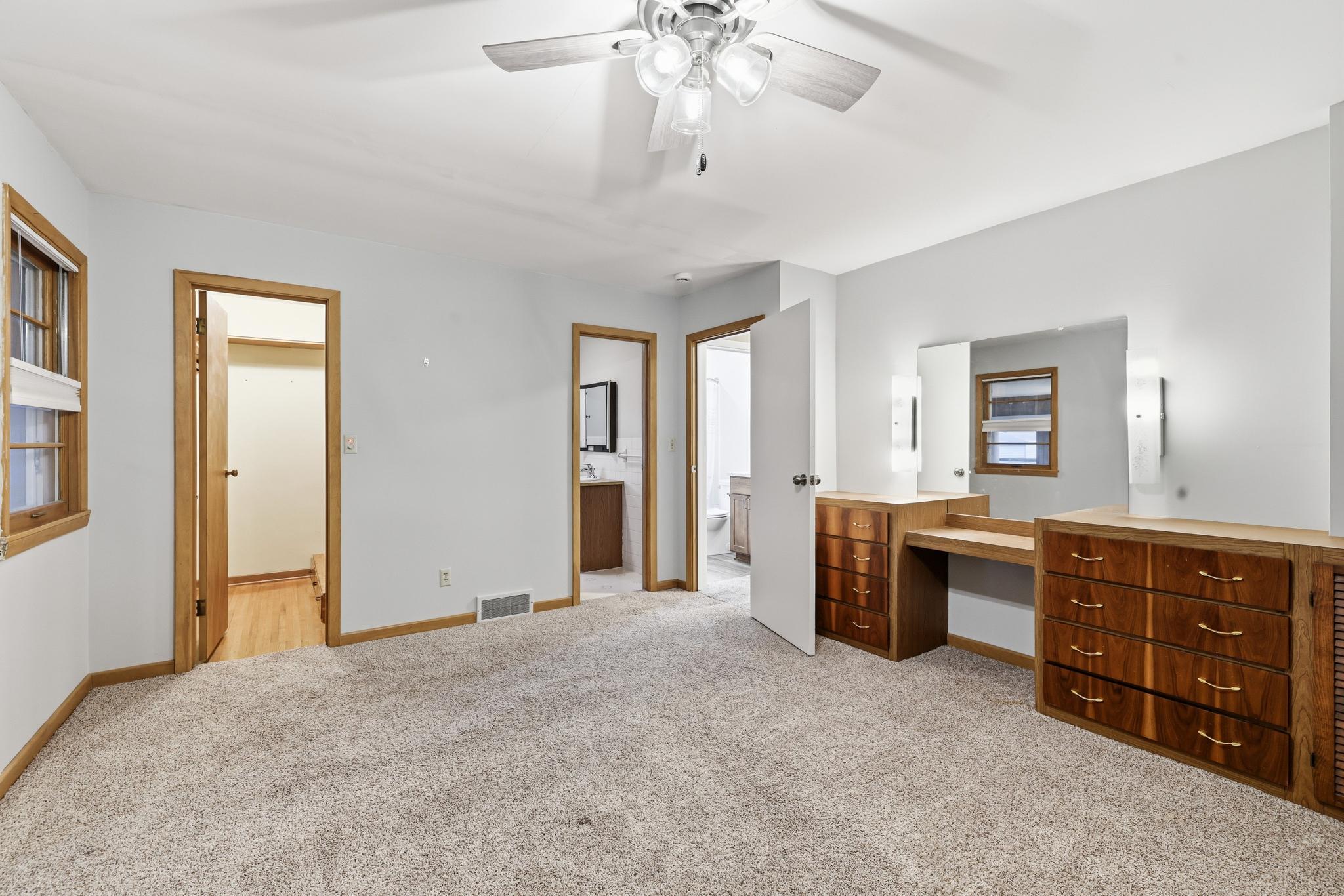 307 S 4th Street Property Photo 12