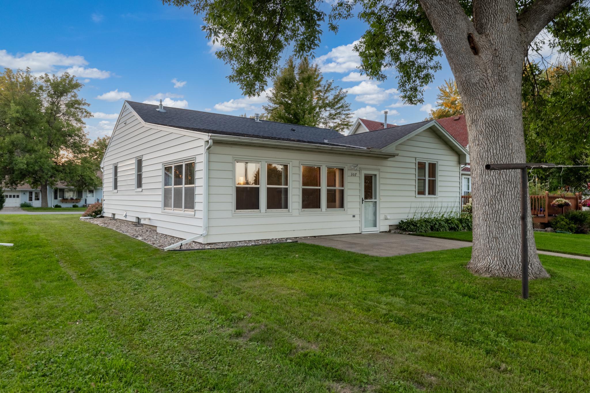 307 S 4th Street Property Photo 23