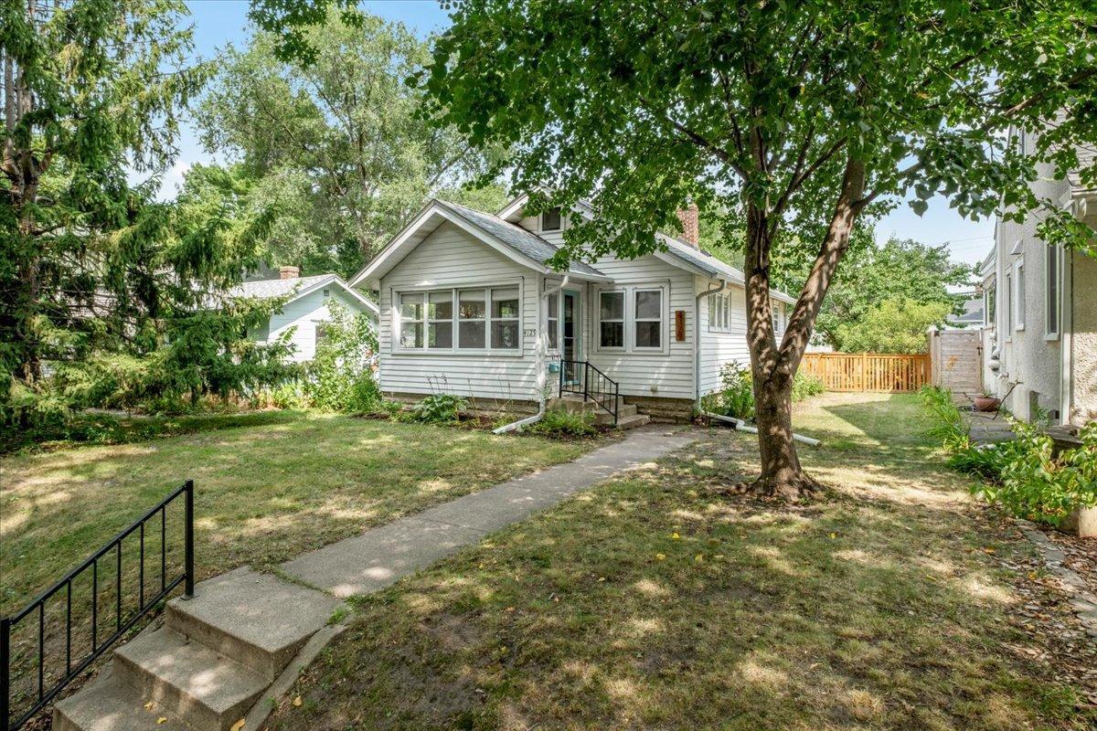 4129 45th Avenue S Property Photo 2