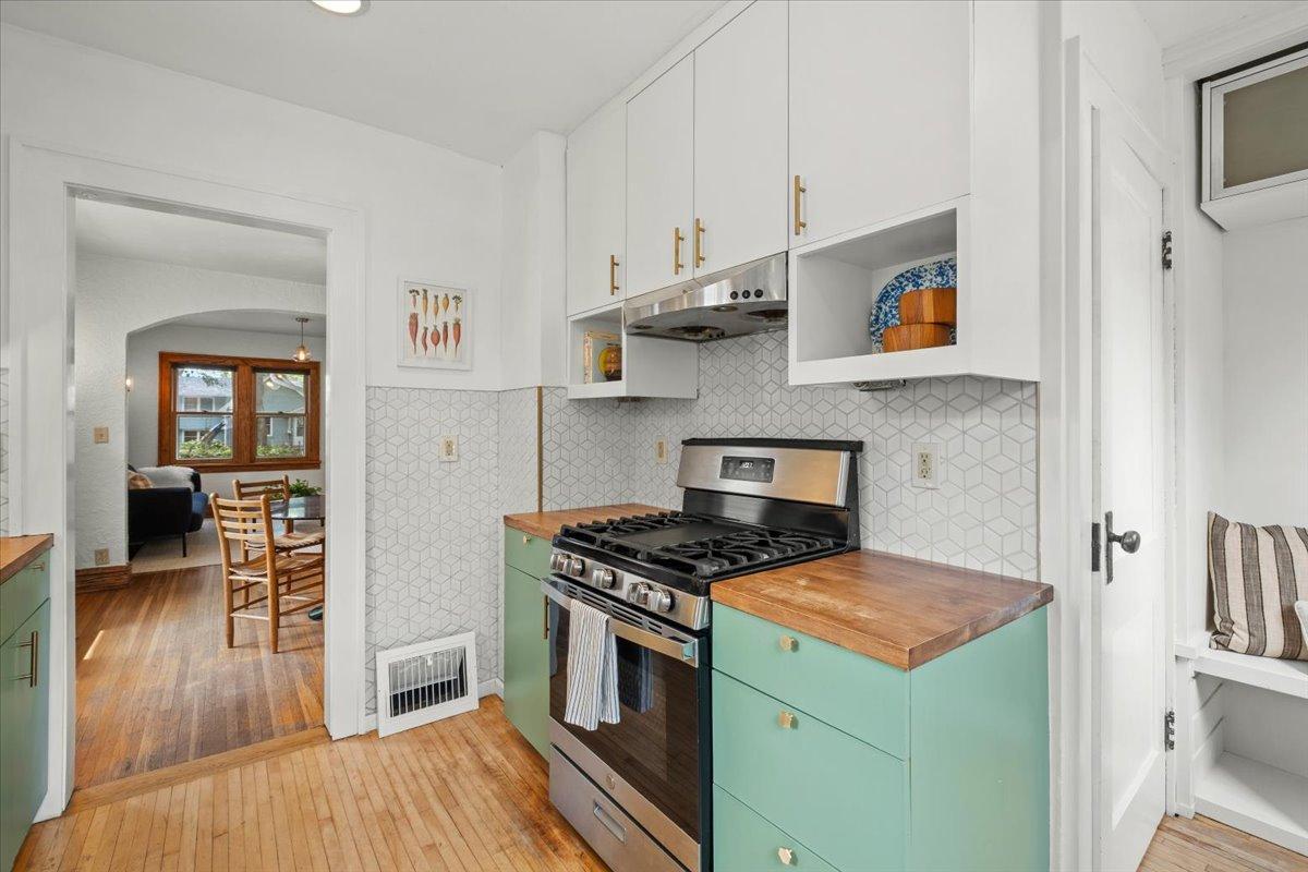 4129 45th Avenue S Property Photo 10