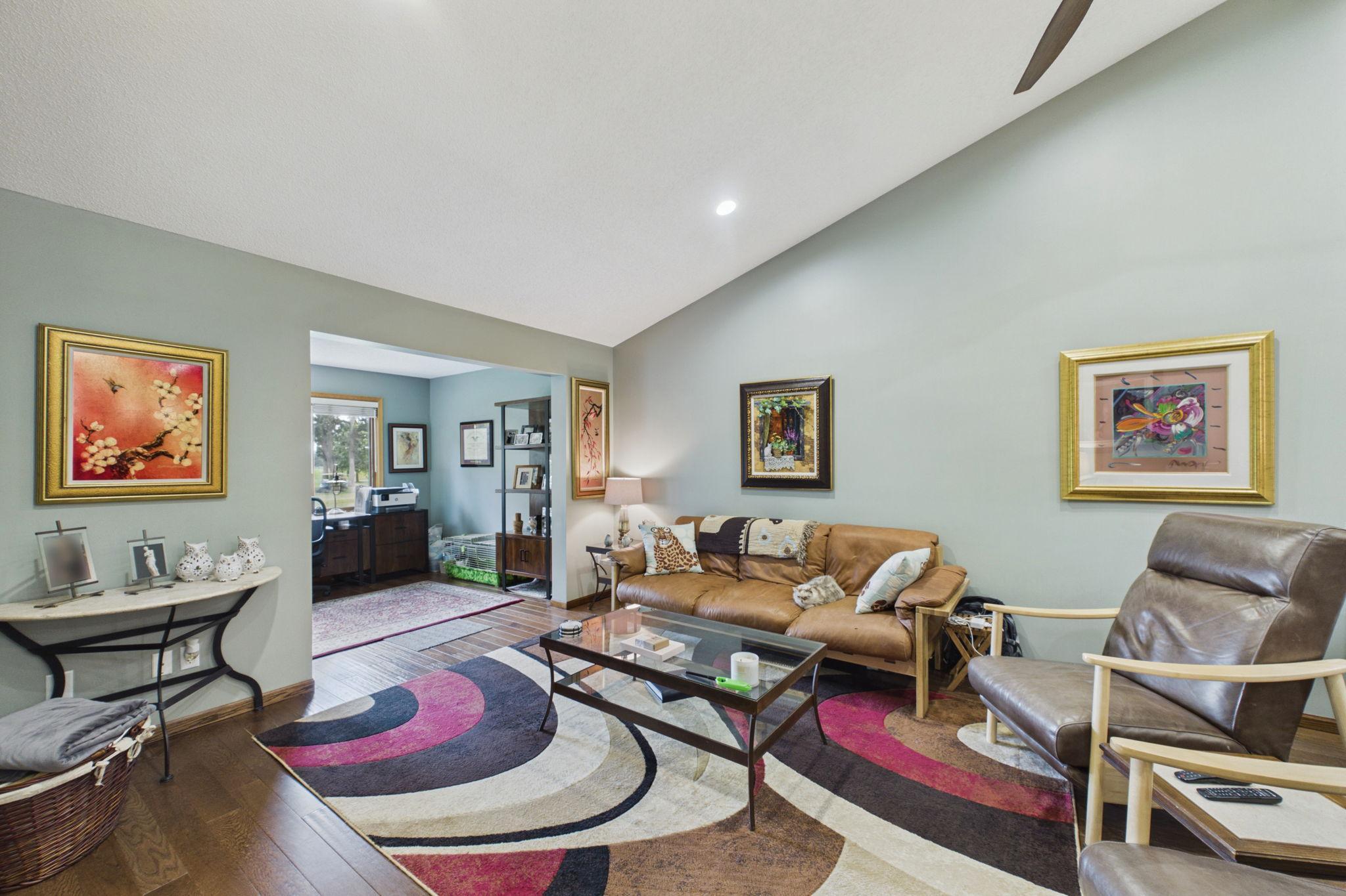 4201 93rd Avenue N Property Photo 9