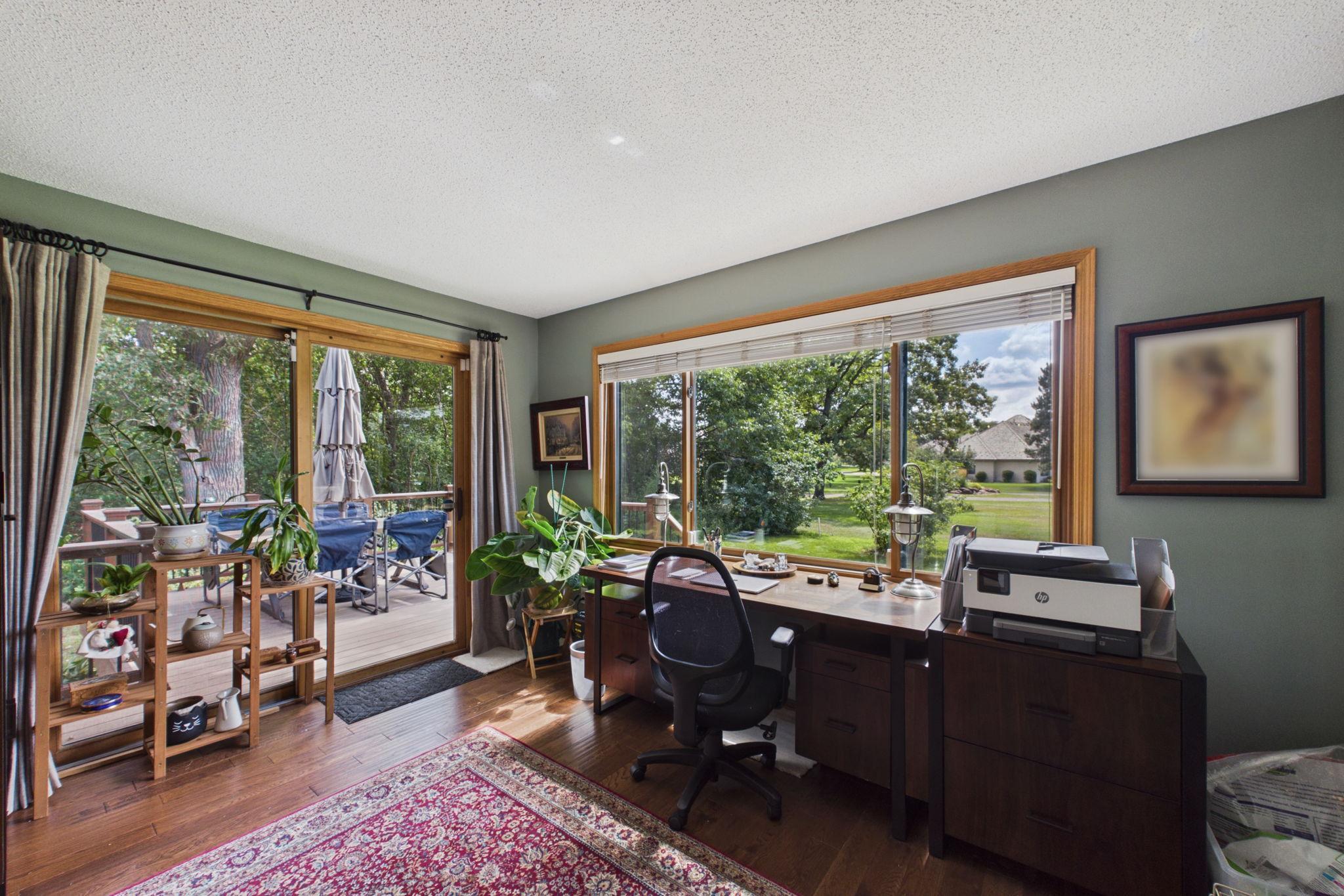 4201 93rd Avenue N Property Photo 10