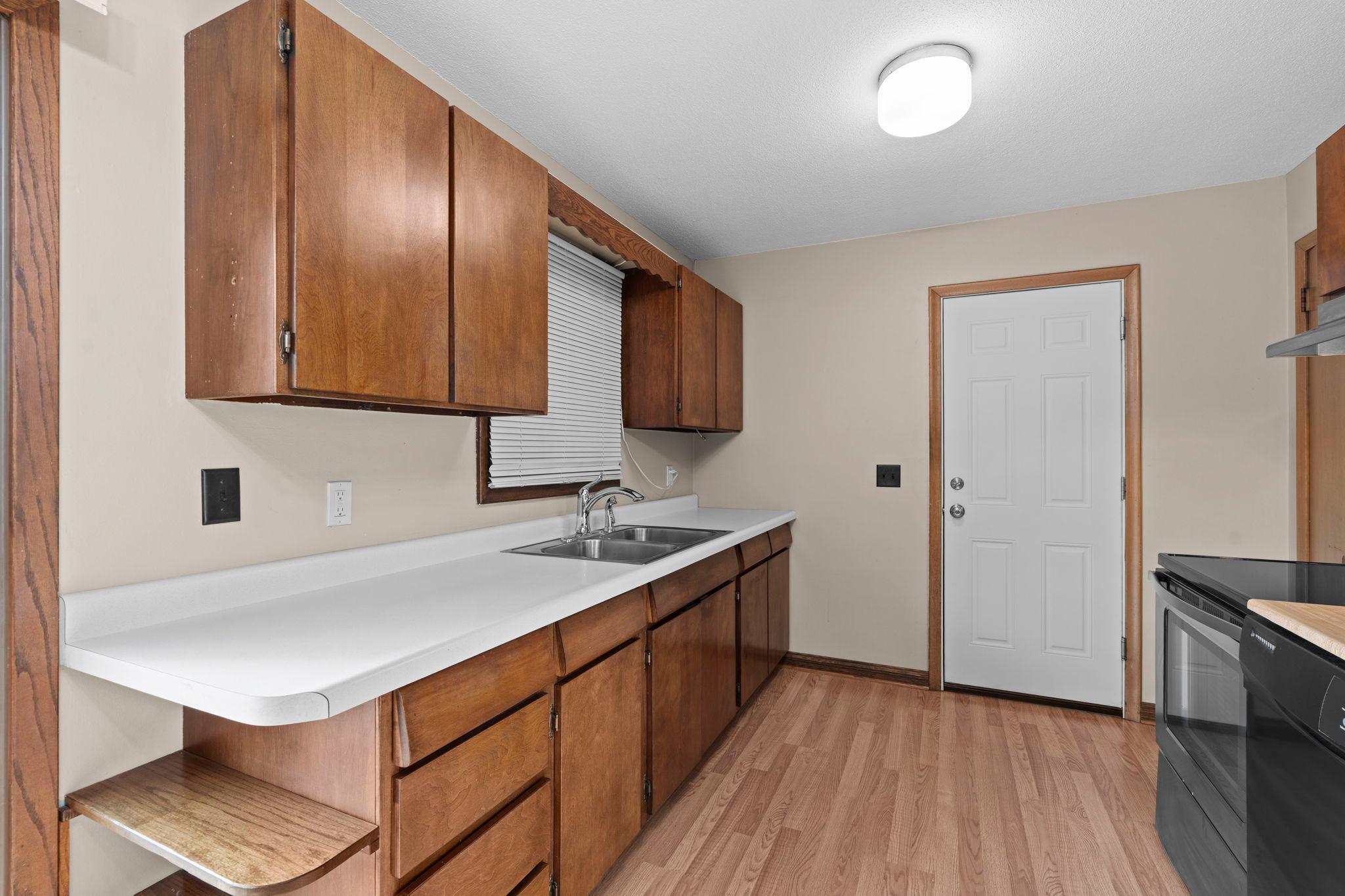 6010 7th Street Ne Property Photo 4