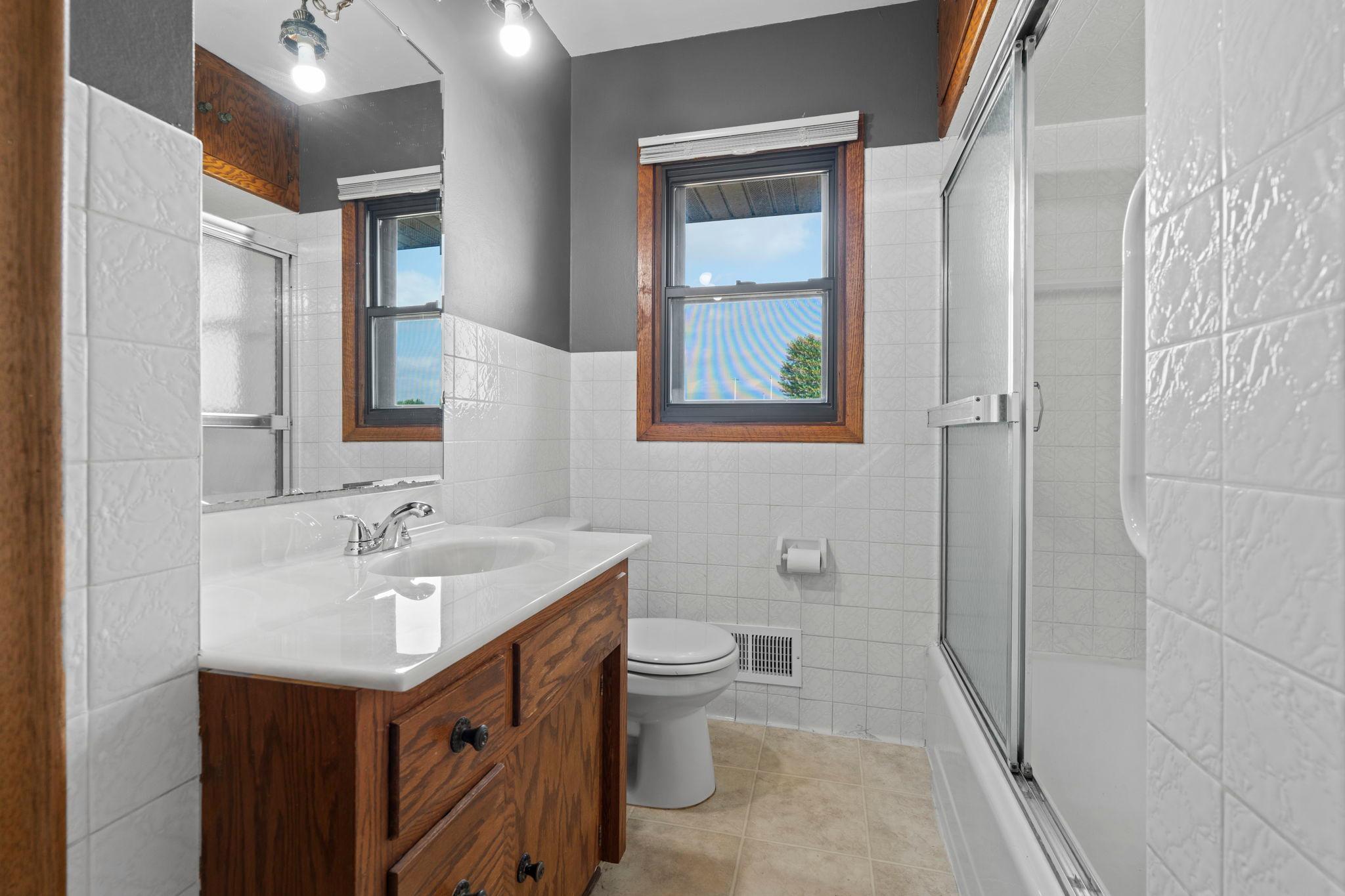 6010 7th Street Ne Property Photo 12