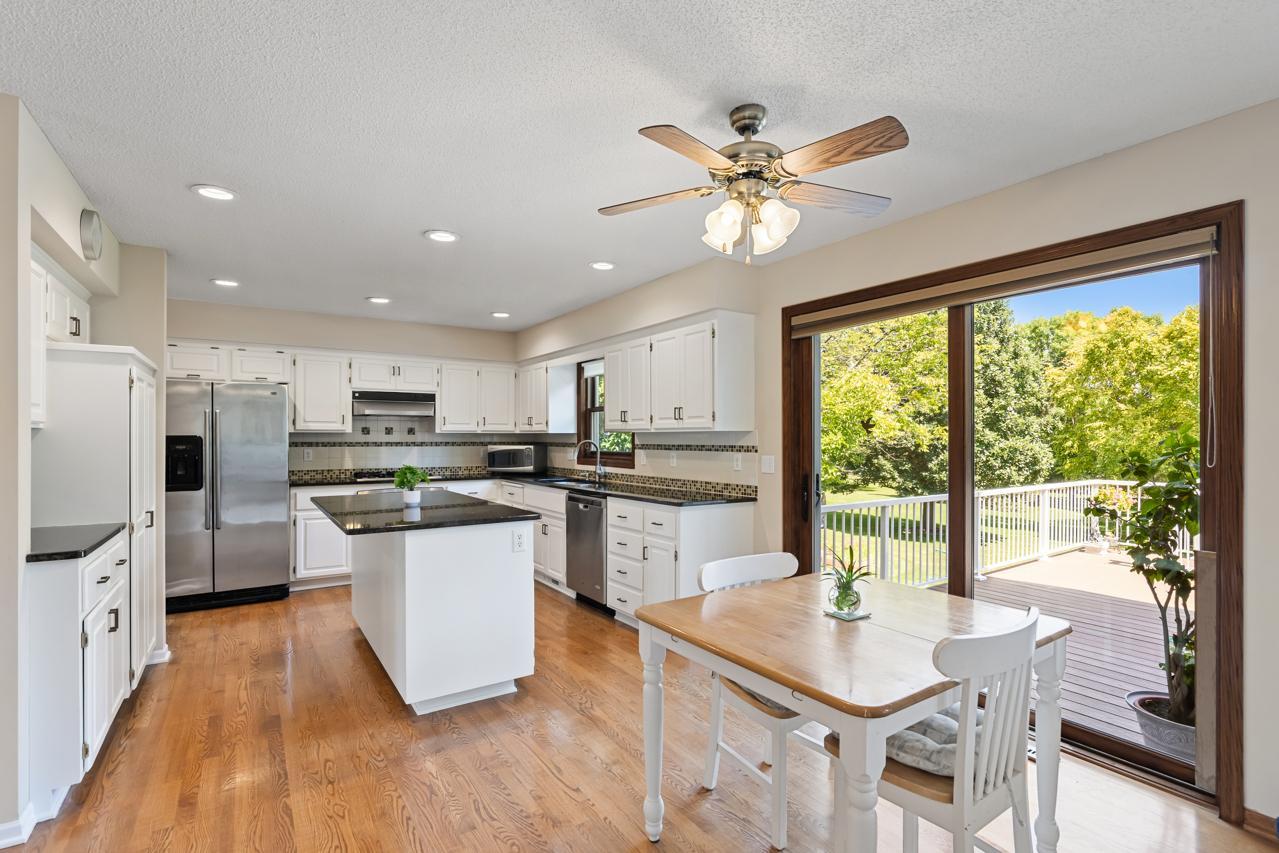8079 Spruce Trail Property Photo 4
