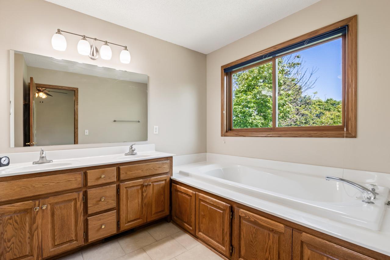 8079 Spruce Trail Property Photo 31