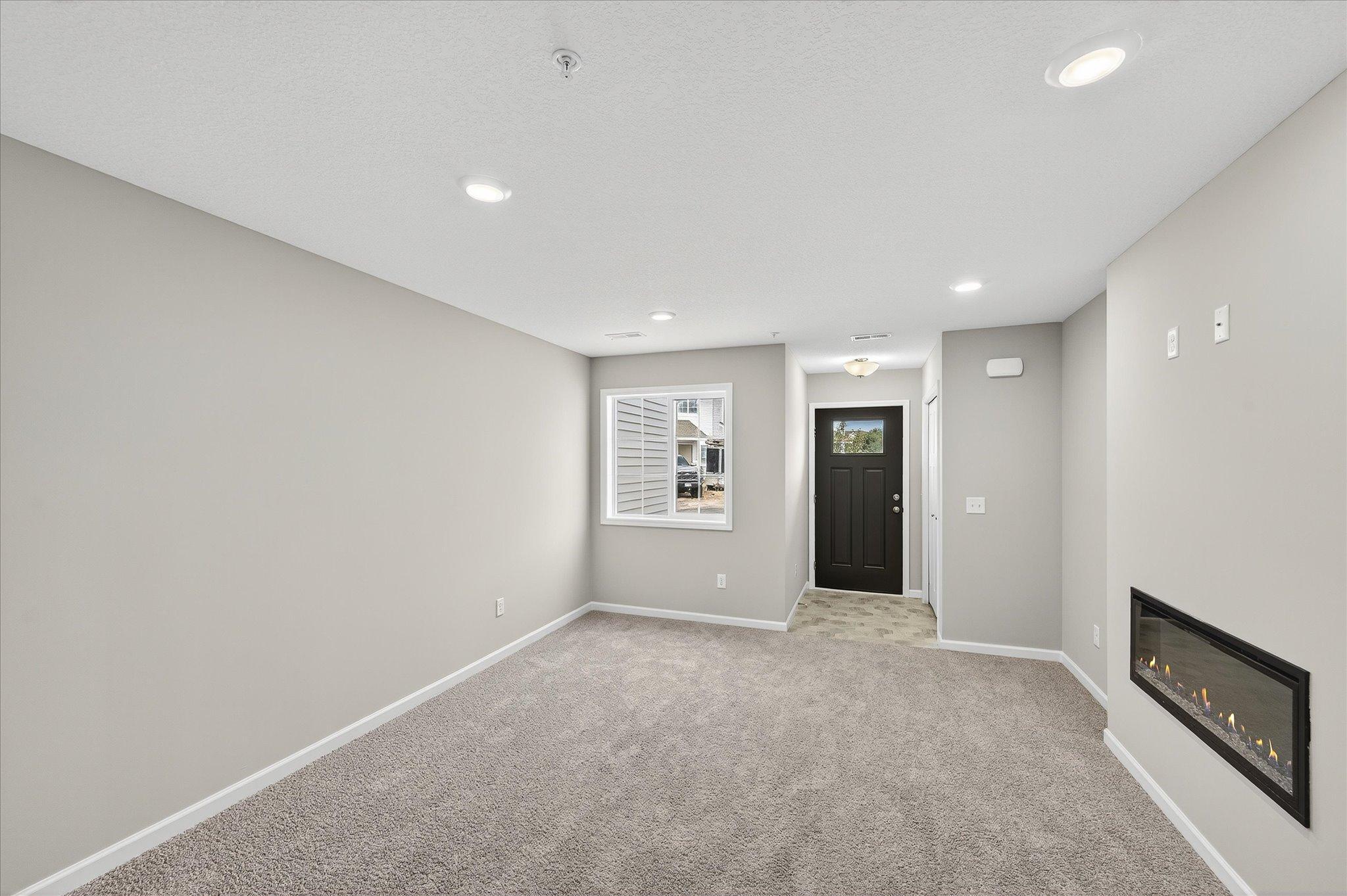 25555 3rd Street W Property Photo 6