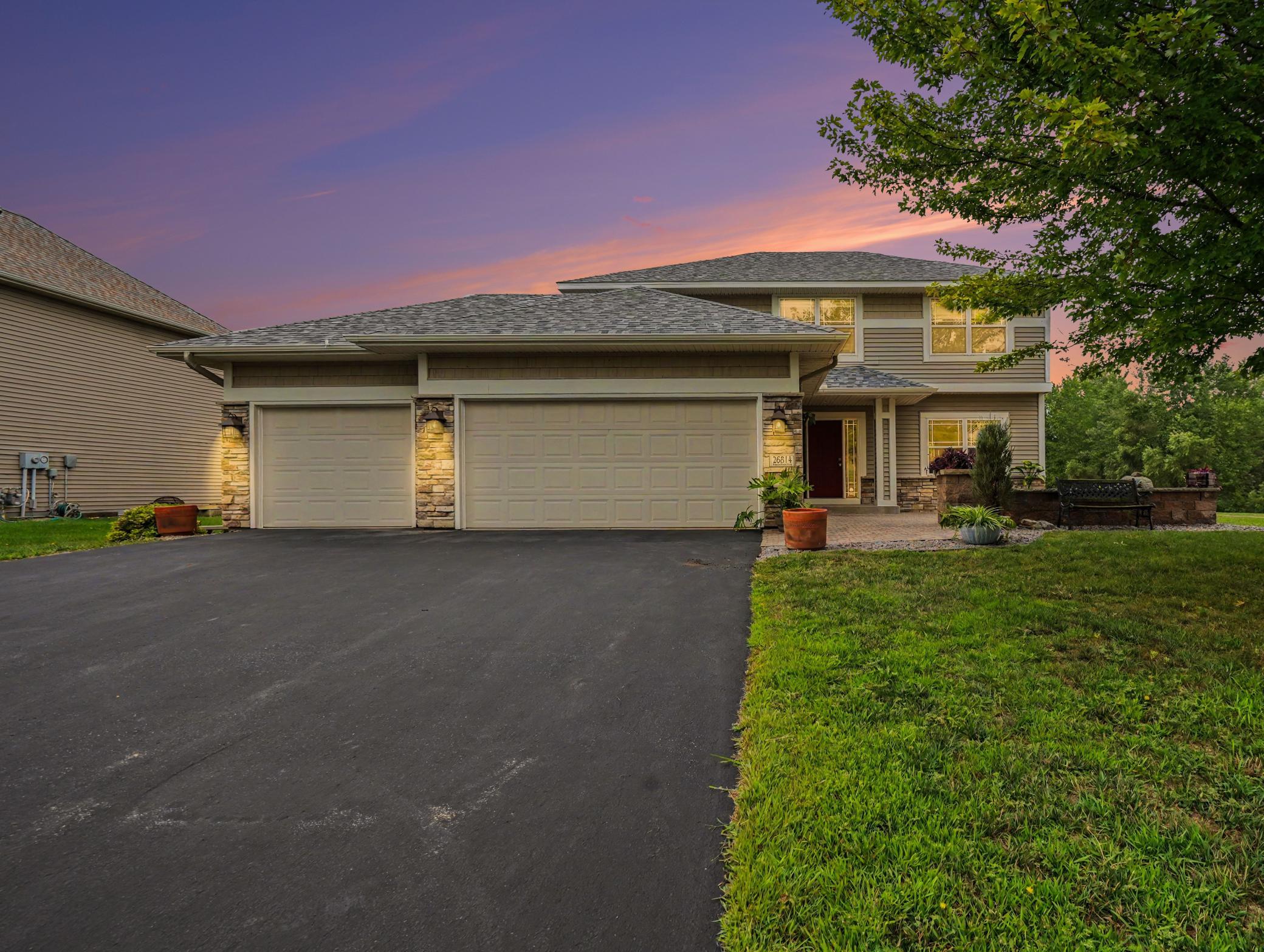 26814 Meadow Ridge Drive Property Photo 1