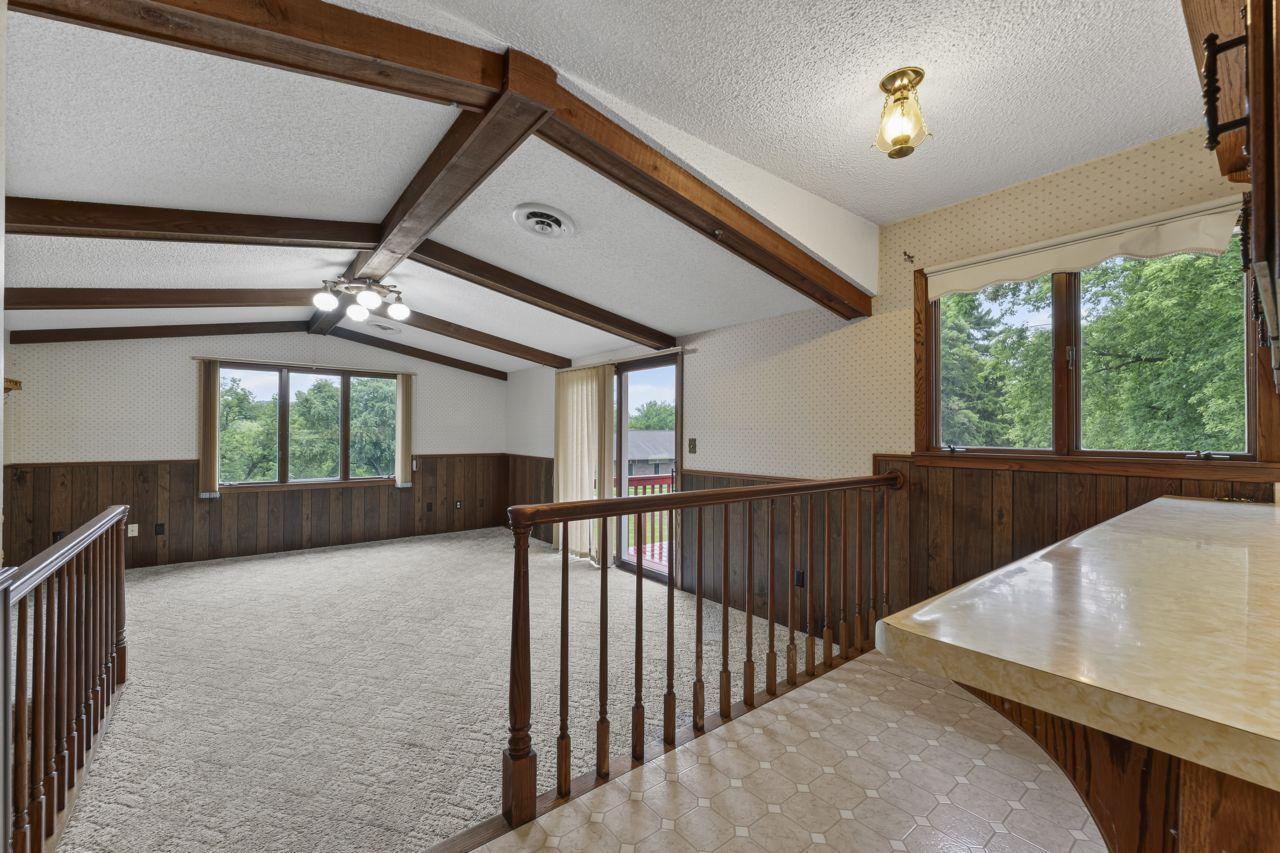 205 Hill Avenue Property Photo 8