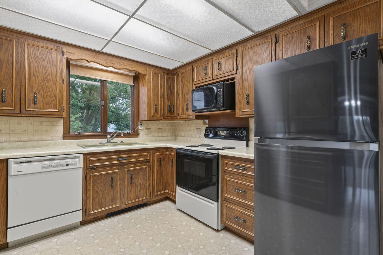 205 Hill Avenue Property Photo 9