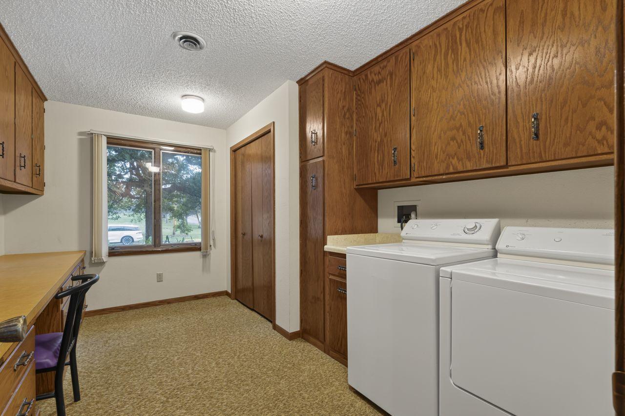 205 Hill Avenue Property Photo 18