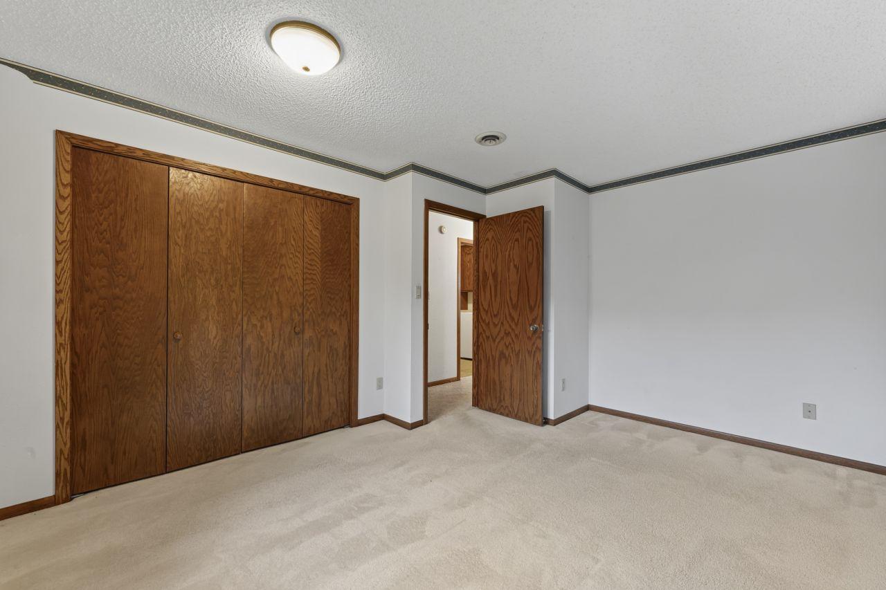 205 Hill Avenue Property Photo 23