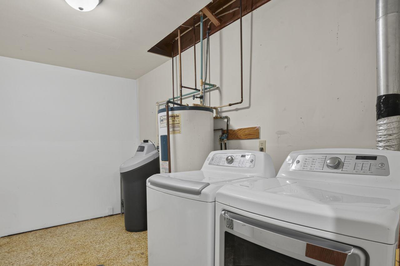 205 Hill Avenue Property Photo 39