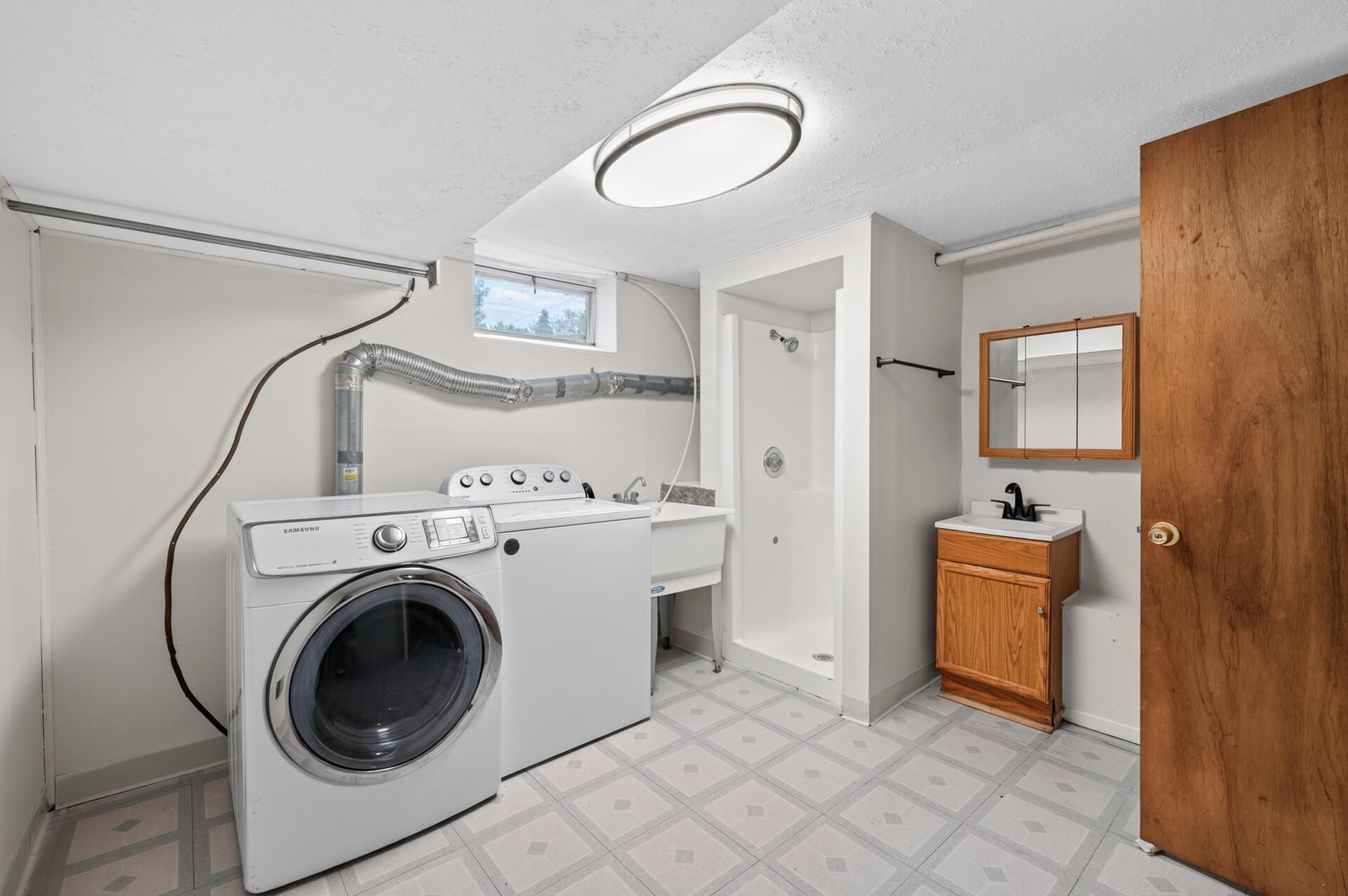 5400 80th Avenue N Property Photo 14