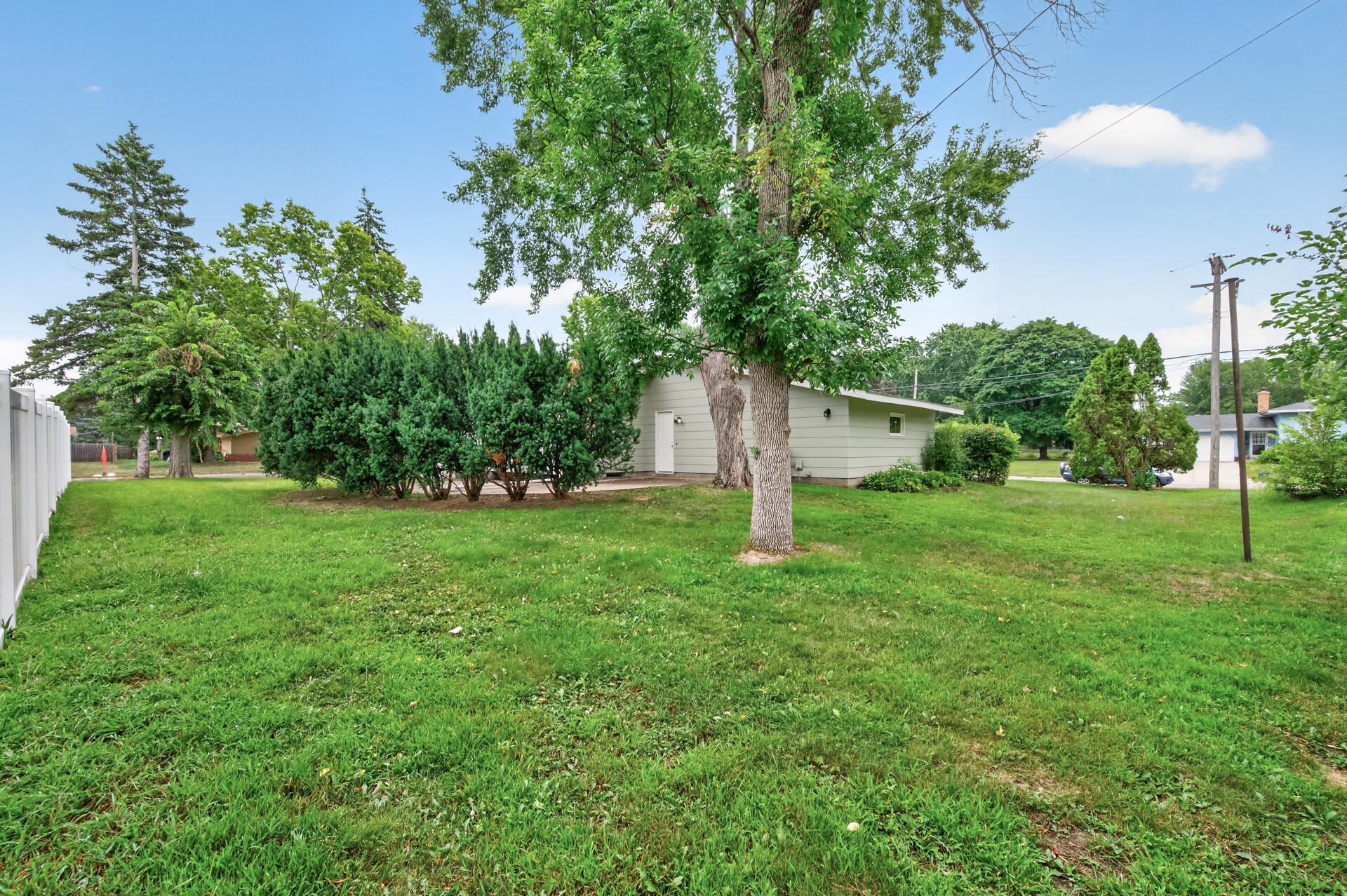 5400 80th Avenue N Property Photo 18