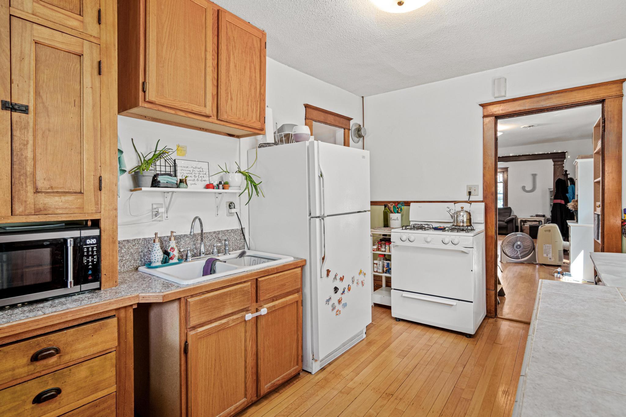 1916 10th Avenue S Property Photo 17