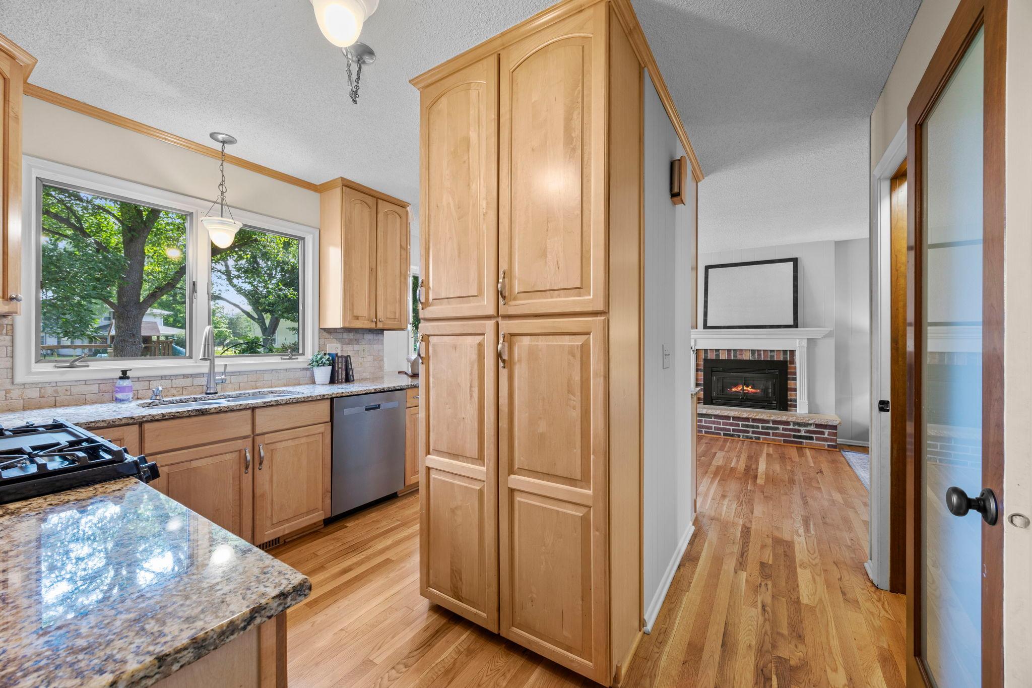 9609 Utica Road Property Photo 4