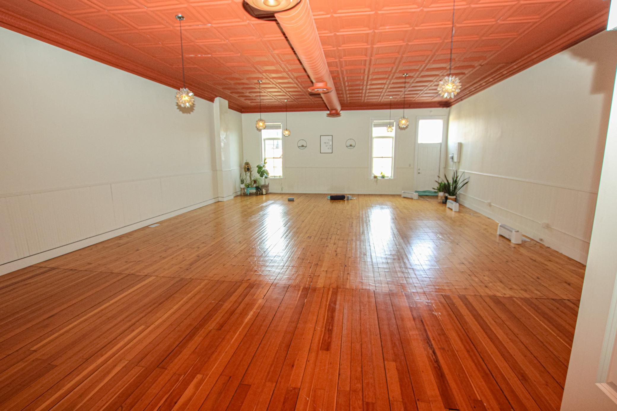 609 1/2 Broadway Street Property Photo 10