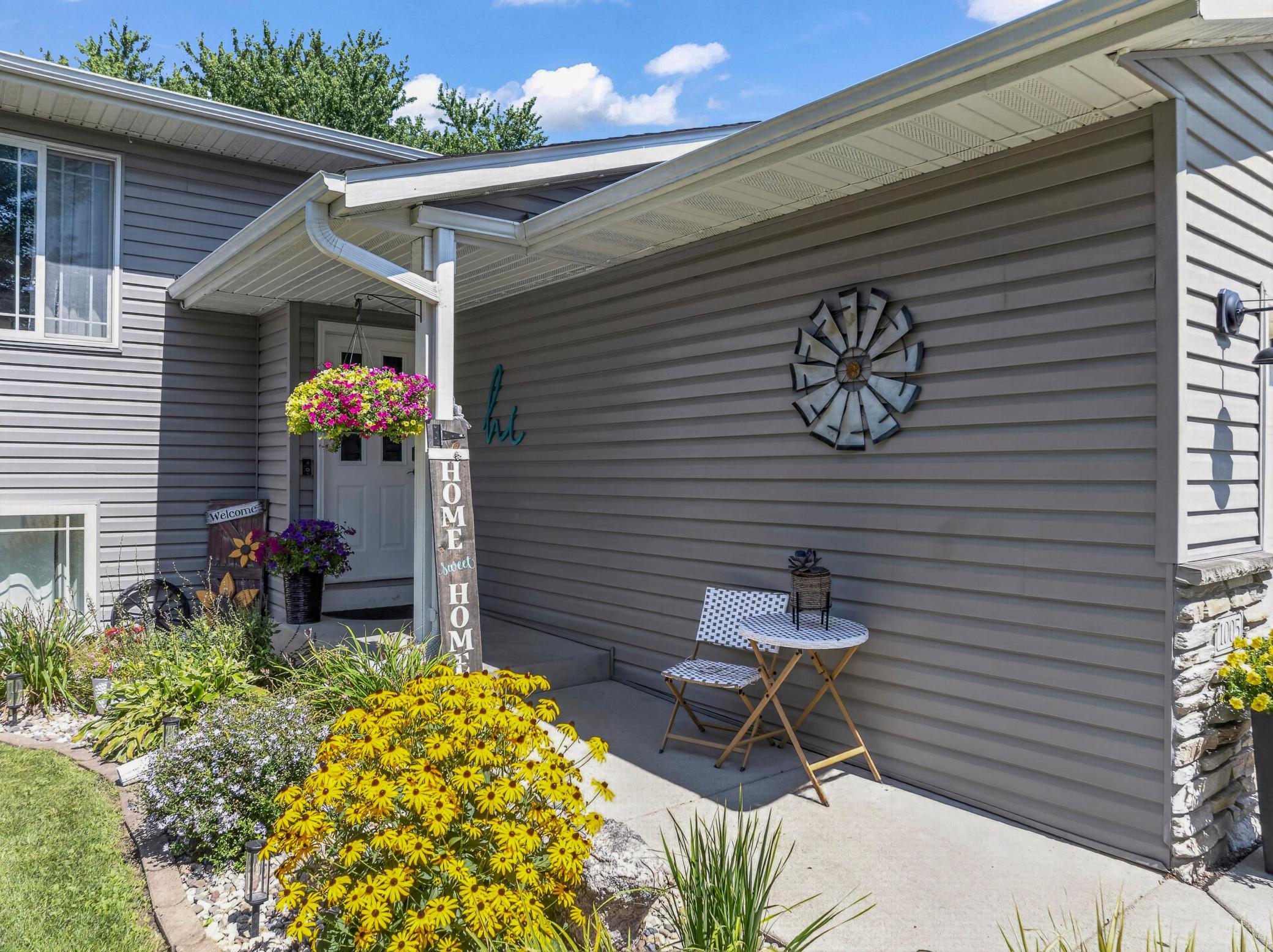 1005 4th Place Nw Property Photo 3