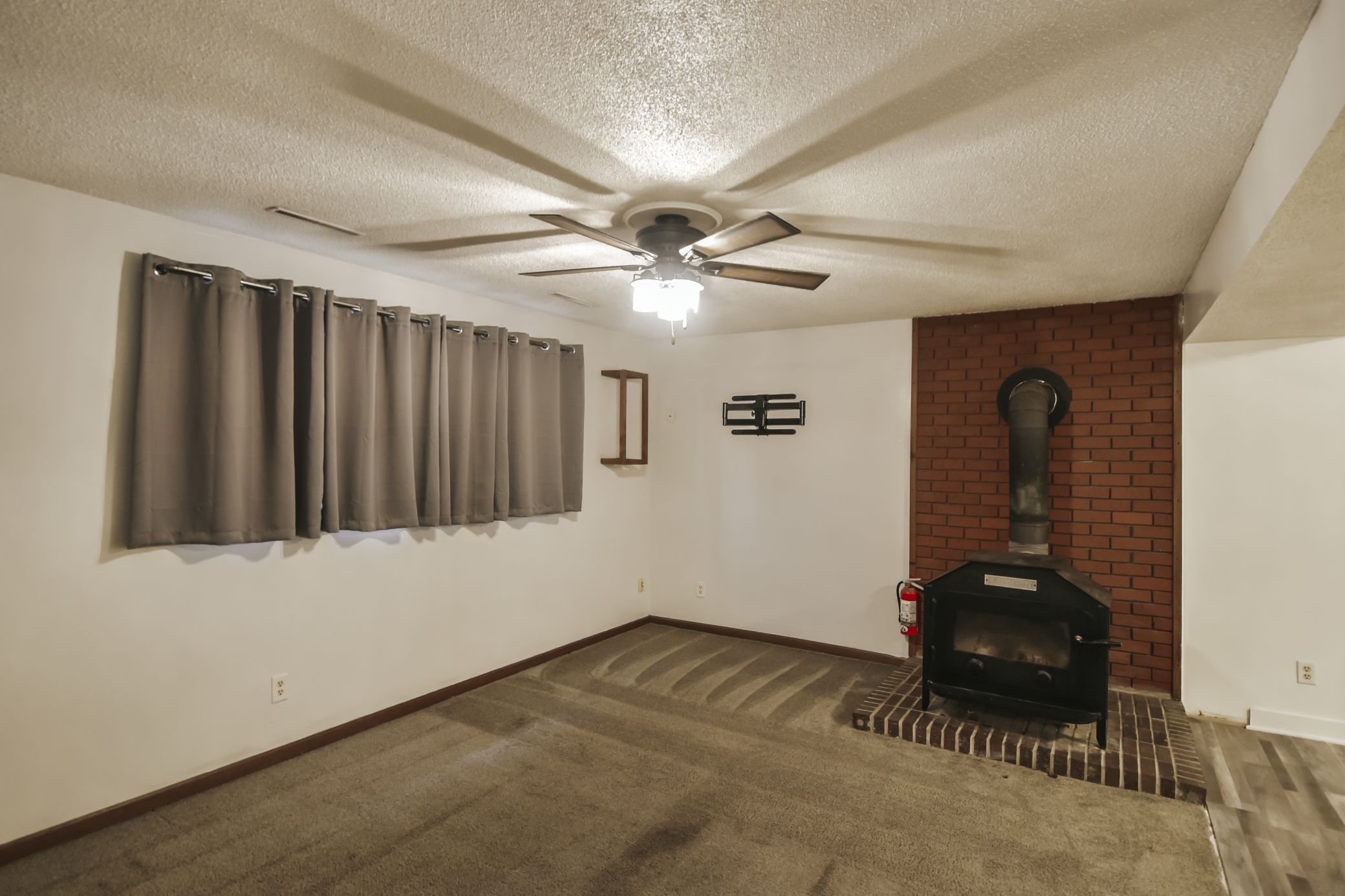 643 Pioneer Road Property Photo 21