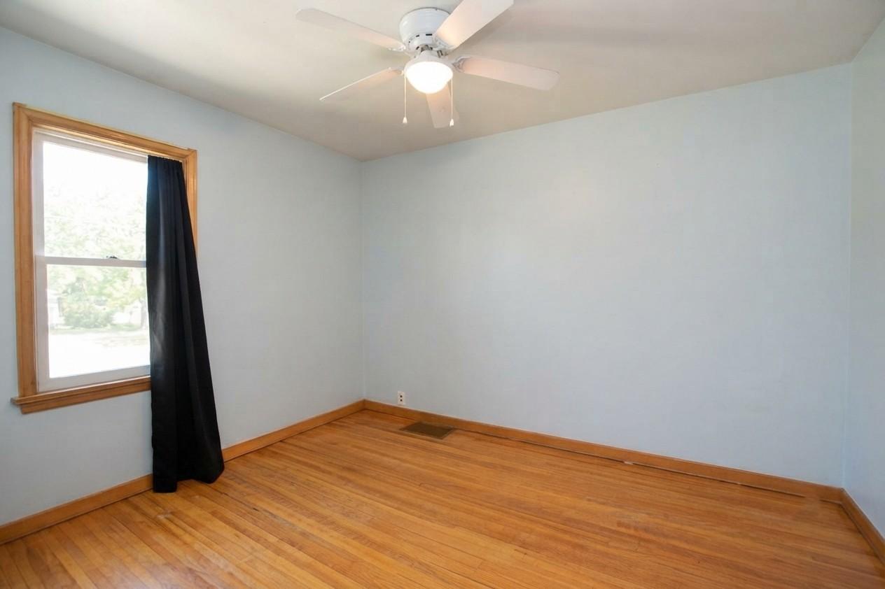 806 5th Street Ne Property Photo 16