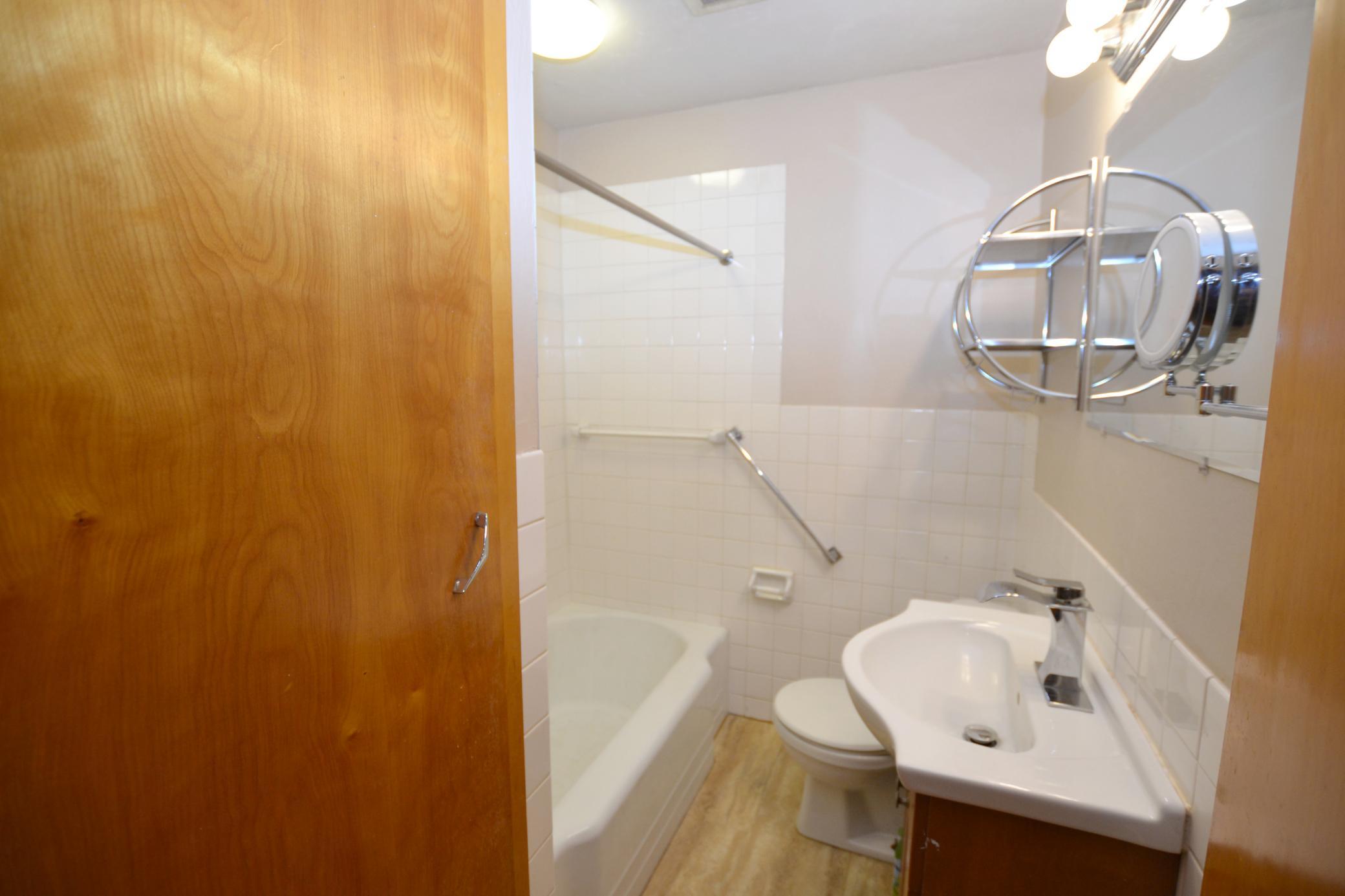 806 5th Street Ne Property Photo 19
