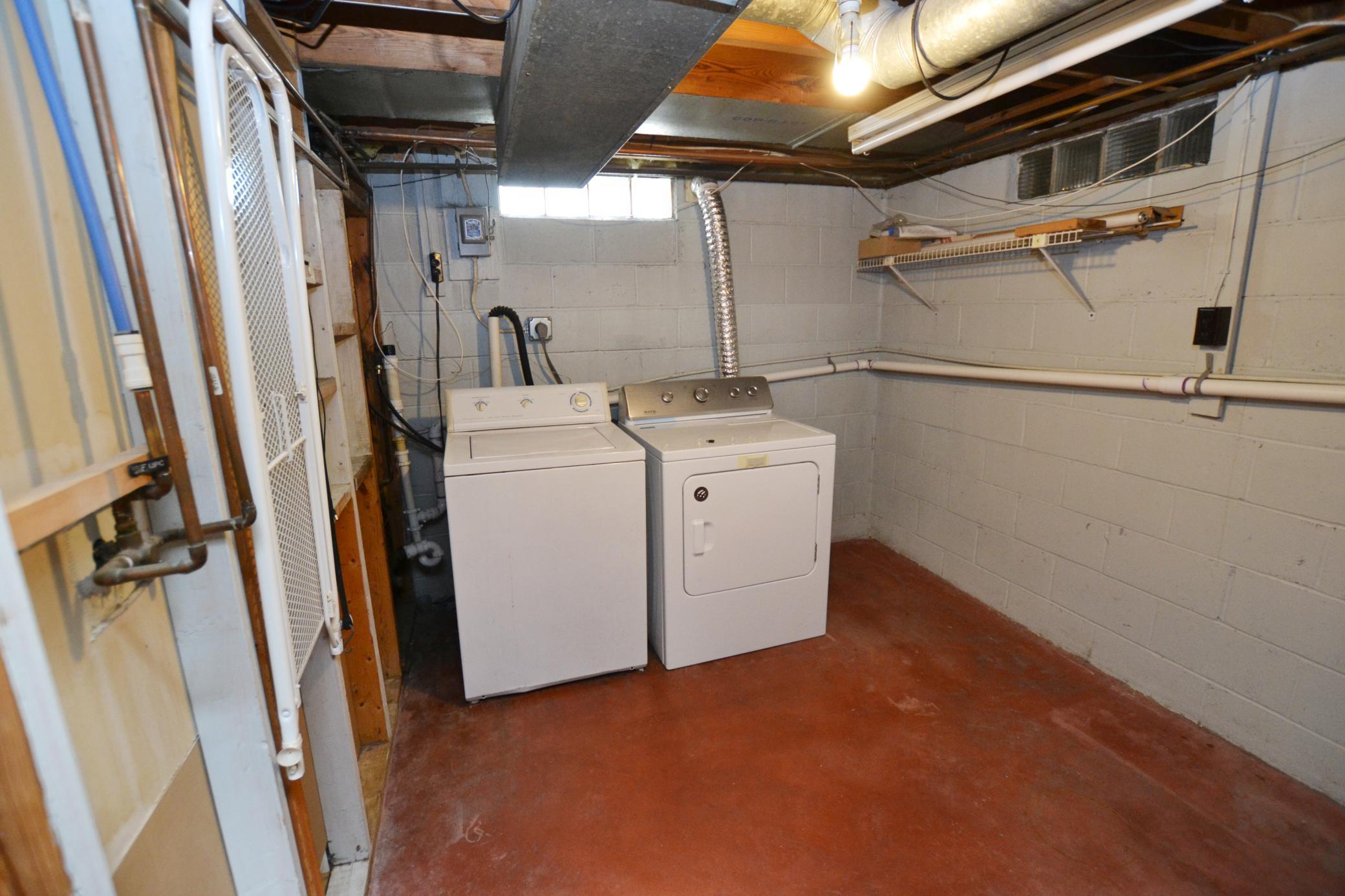 806 5th Street Ne Property Photo 23