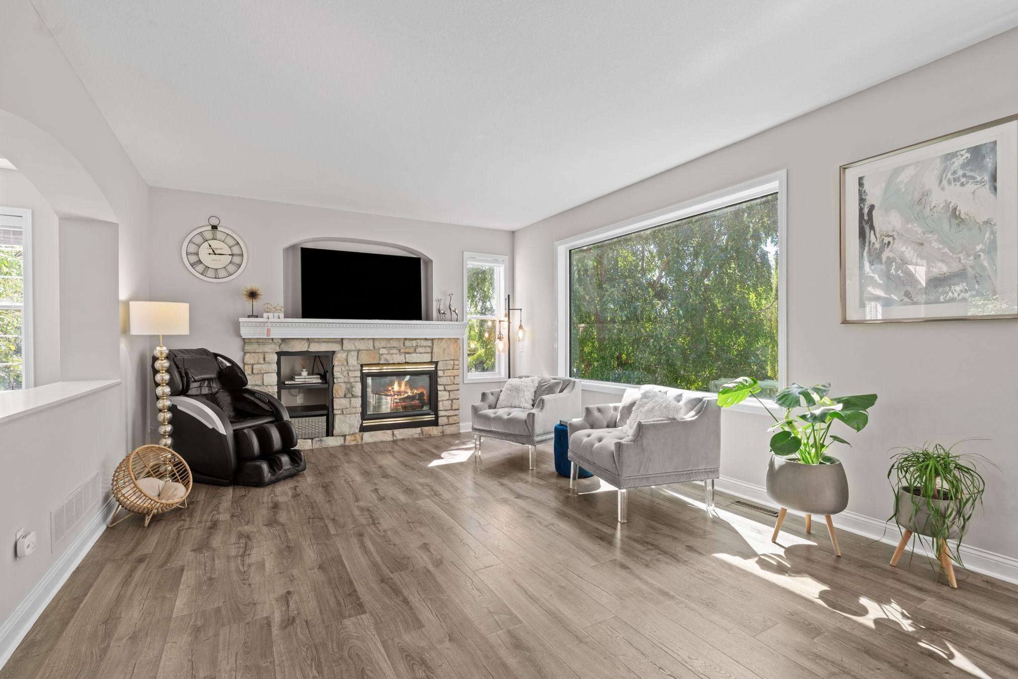 2051 Highgate Circle Property Photo 13