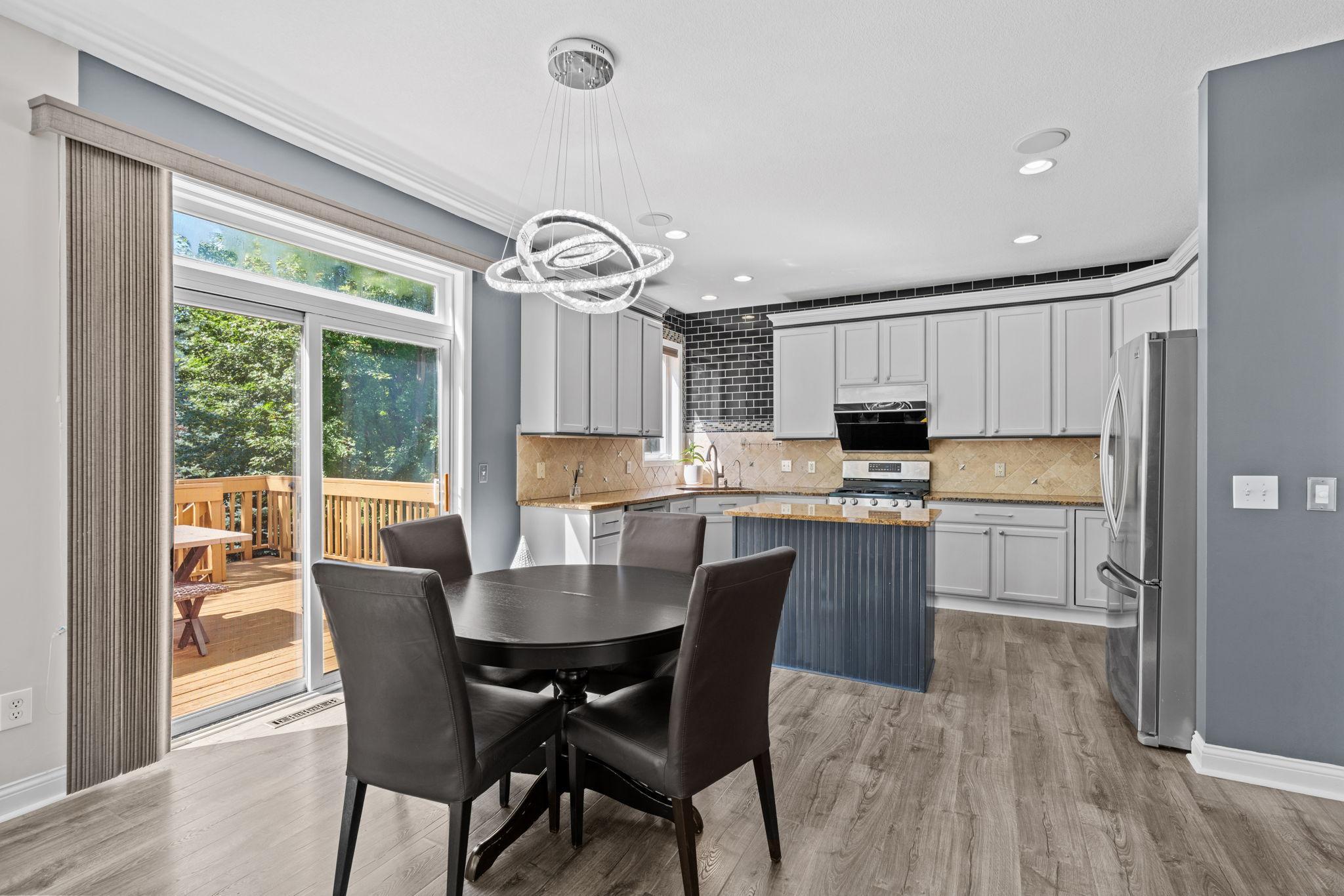 2051 Highgate Circle Property Photo 16