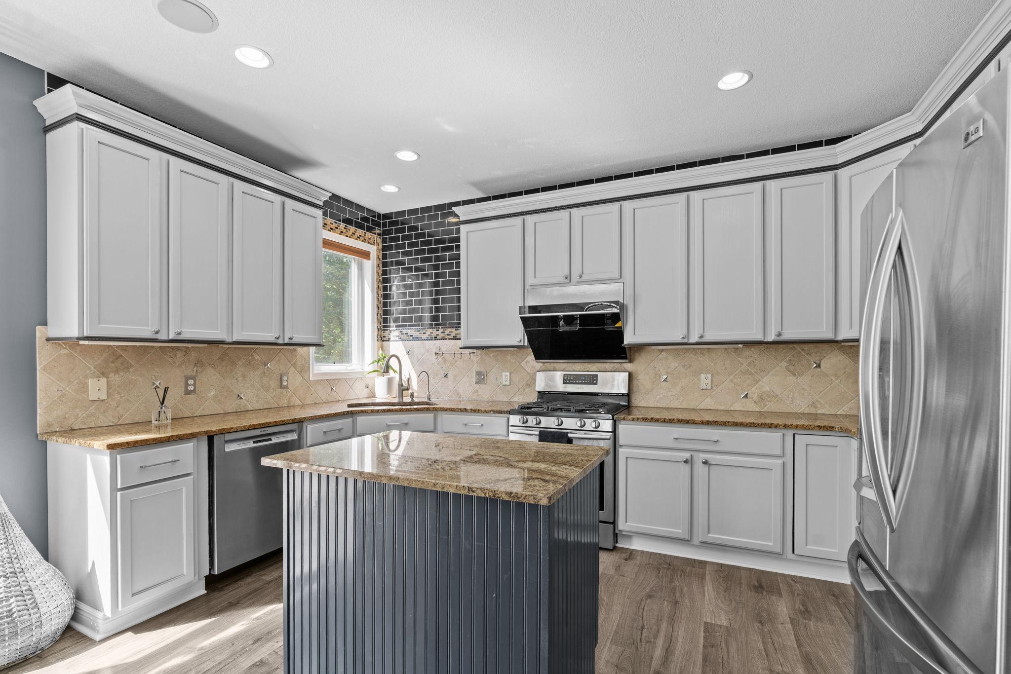 2051 Highgate Circle Property Photo 18