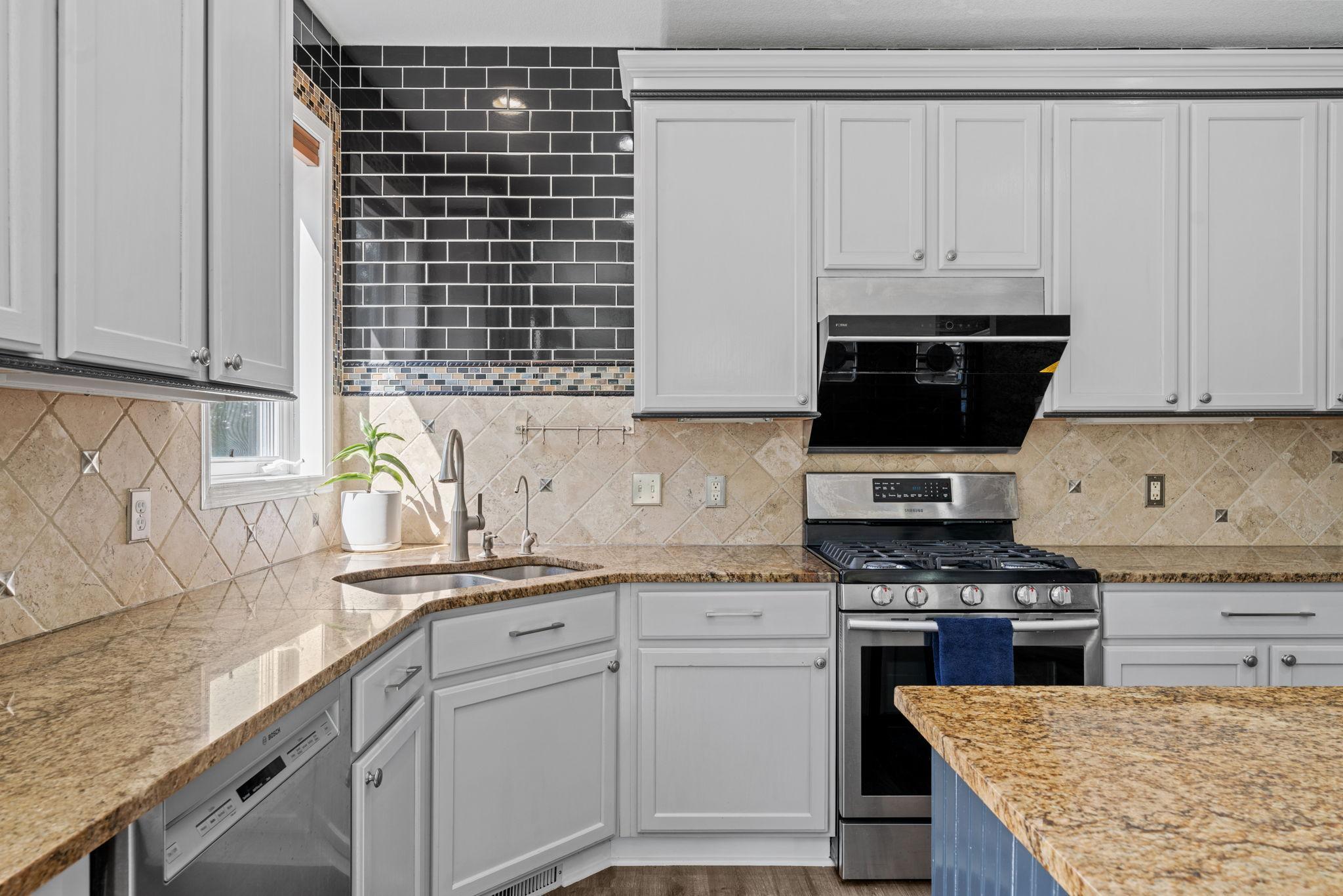 2051 Highgate Circle Property Photo 20