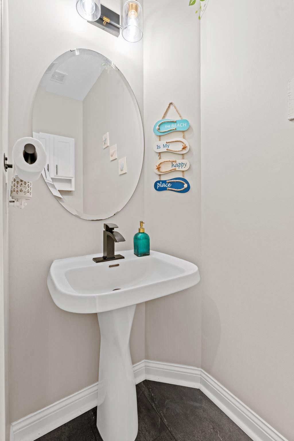 2051 Highgate Circle Property Photo 22