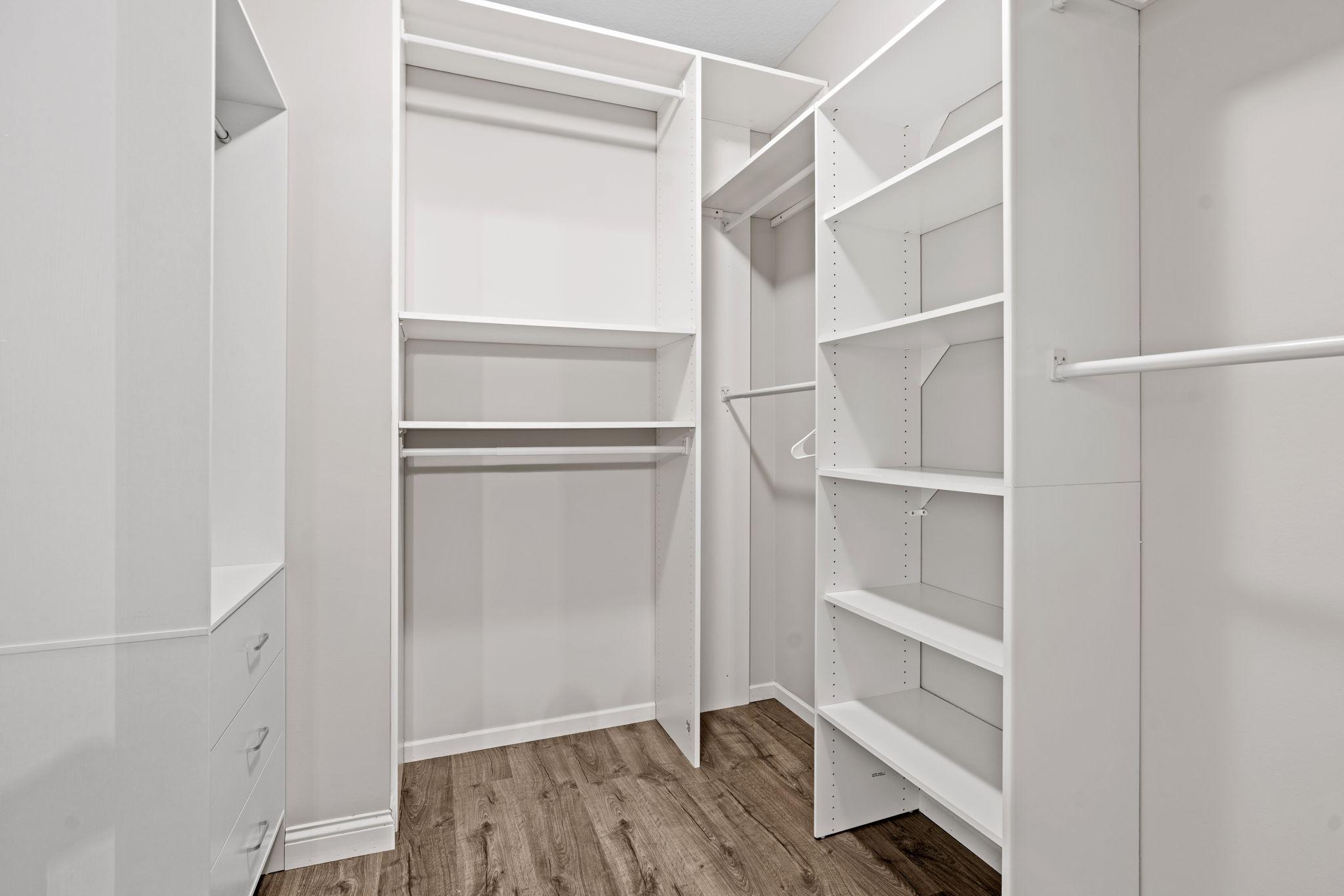 2051 Highgate Circle Property Photo 31