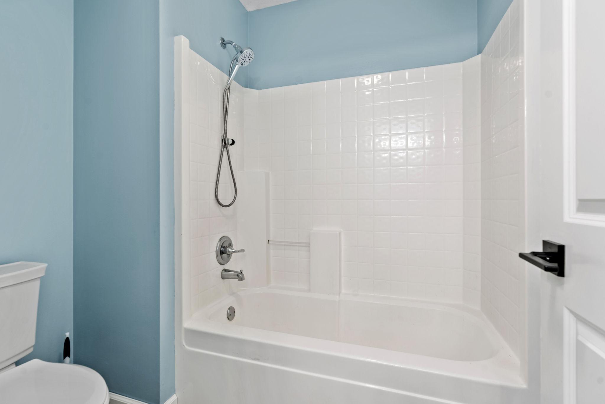 2051 Highgate Circle Property Photo 44