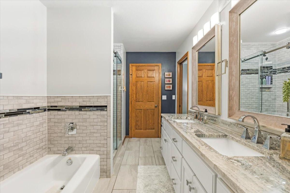 71024 246th Avenue Property Photo 23