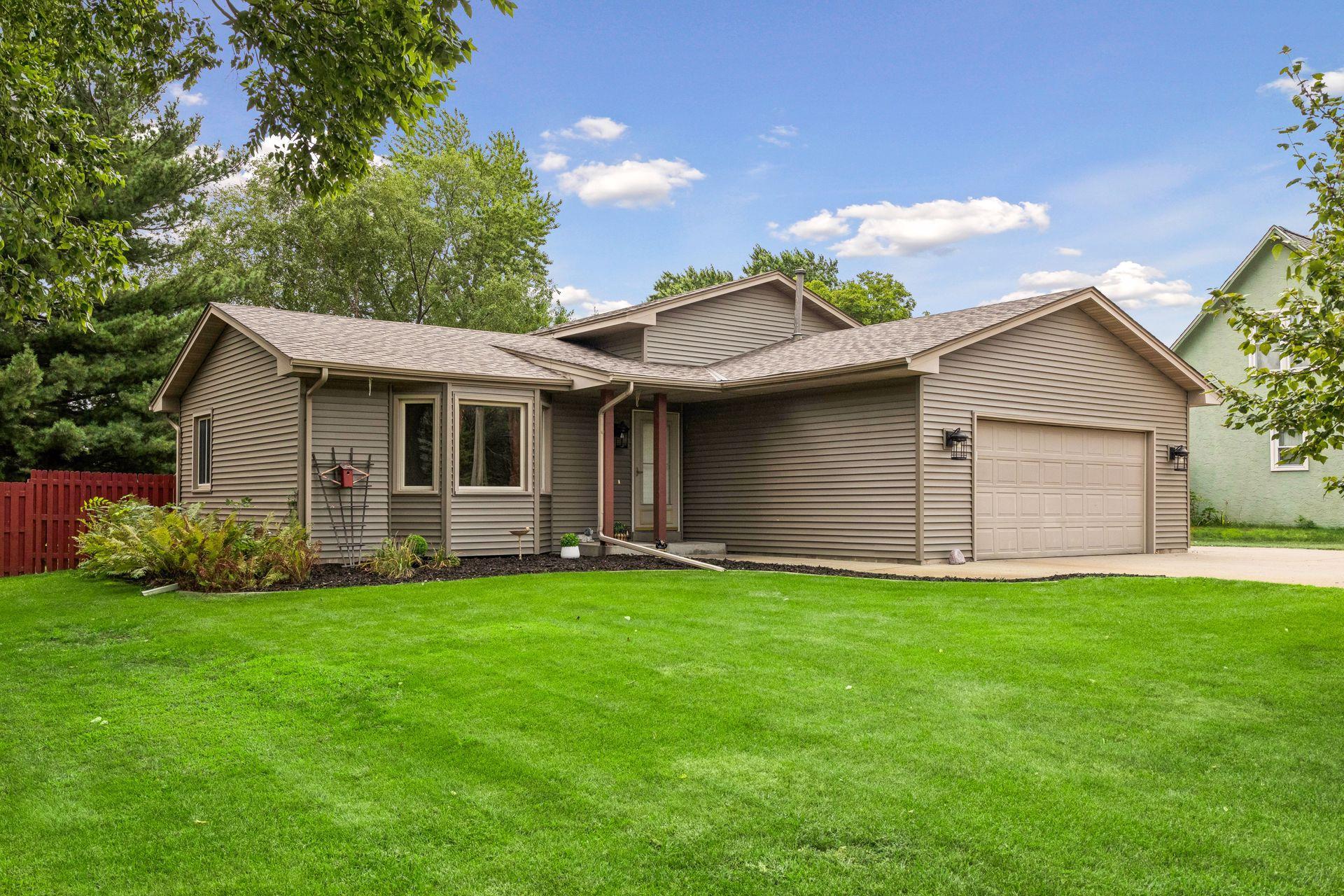13137 Crooked Lake Boulevard Nw Property Photo 1