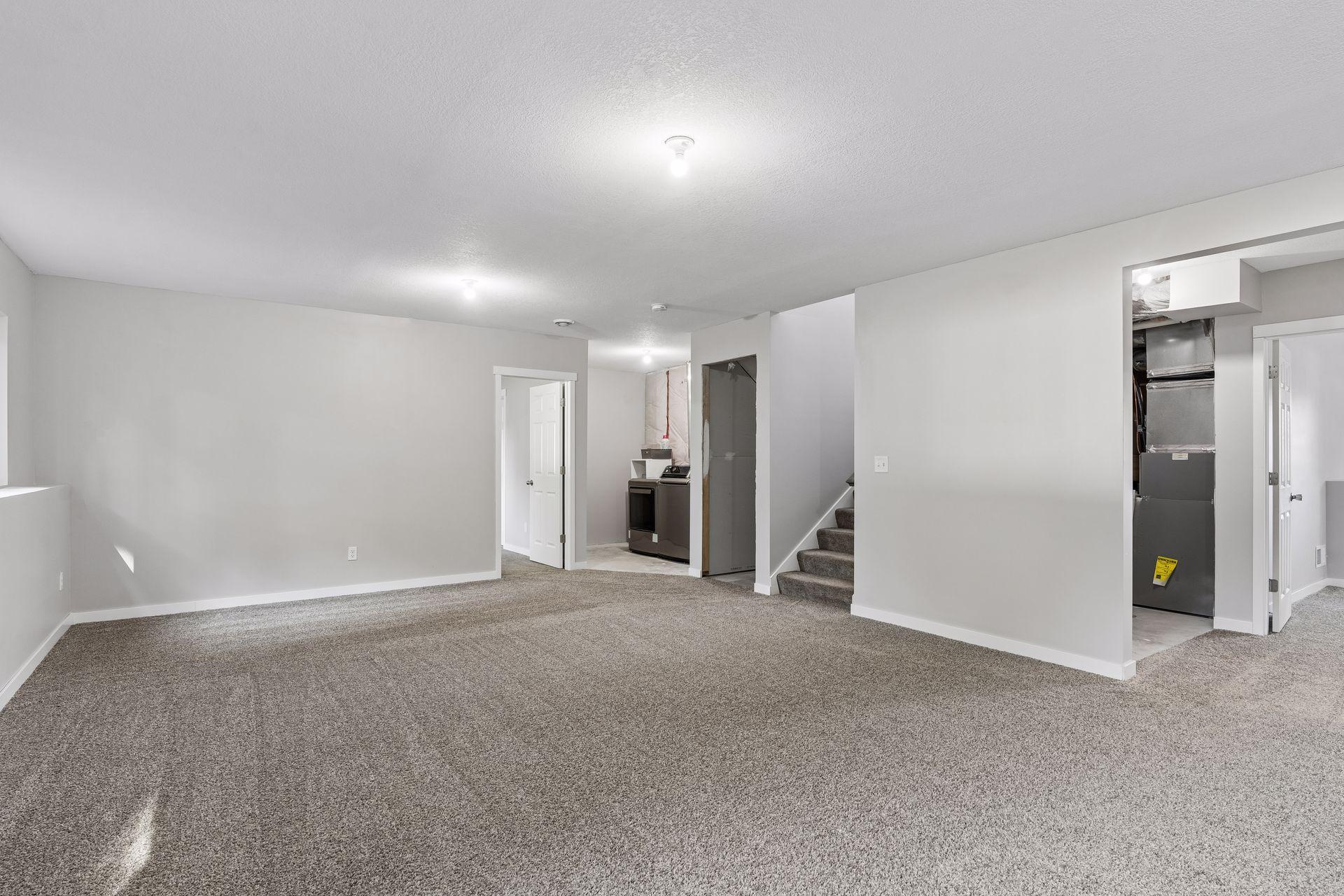 540 Lois Lane Property Photo 23