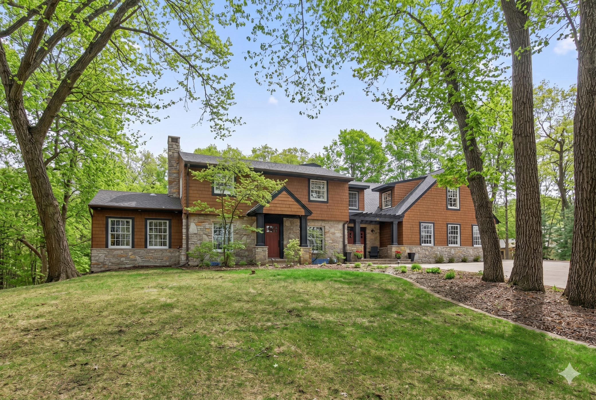 19055 Ridgewood Road Property Photo 1