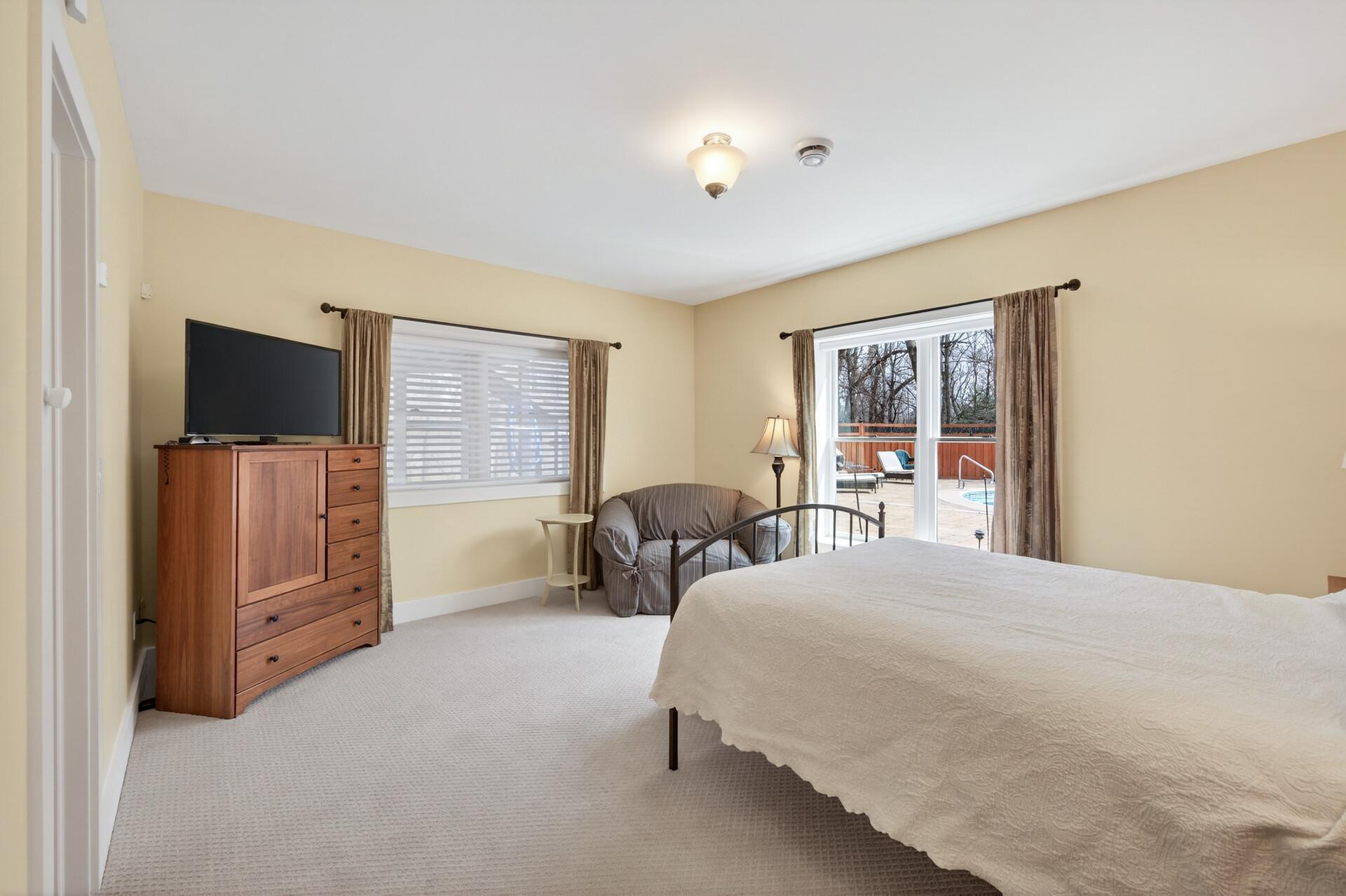 19055 Ridgewood Road Property Photo 64