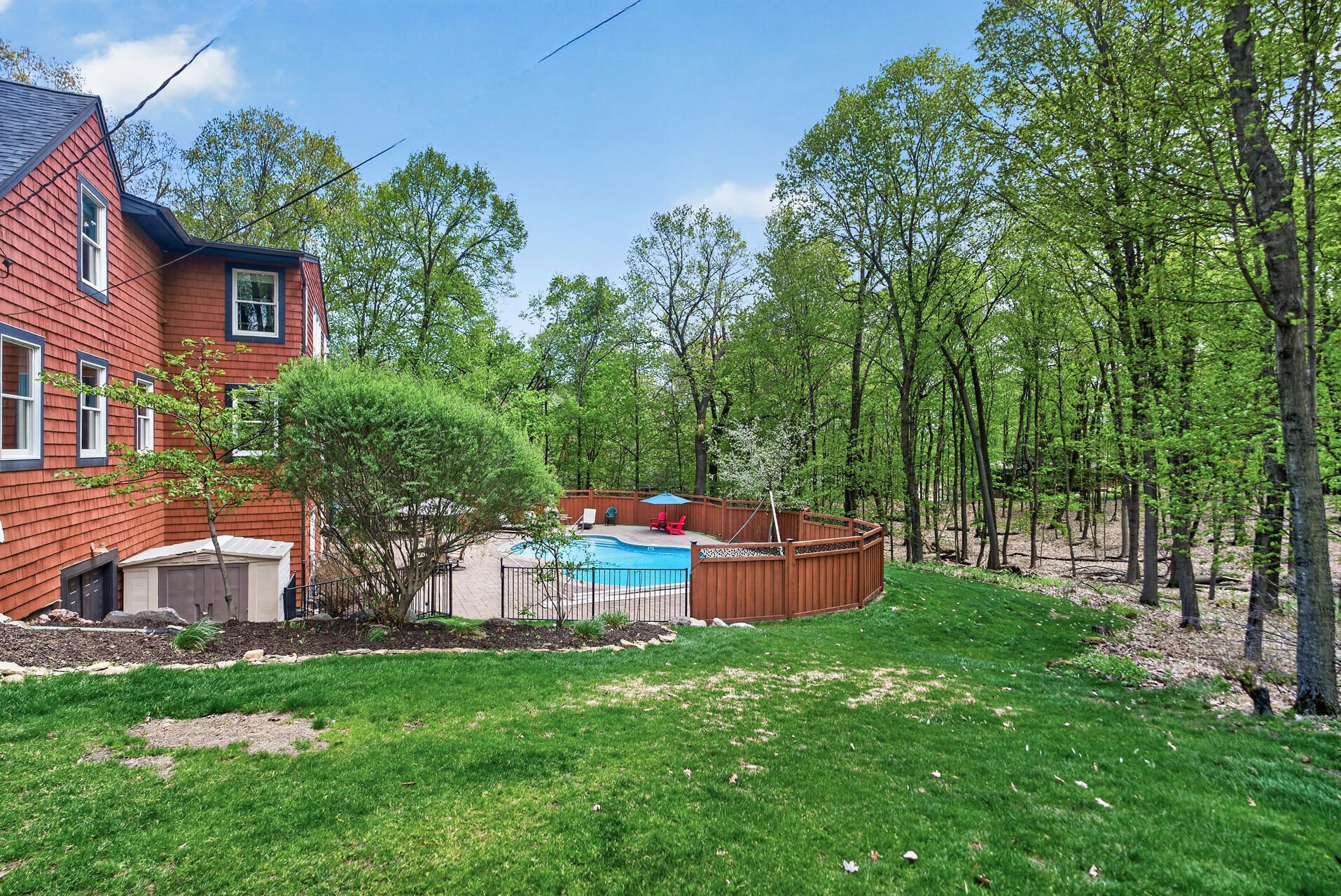 19055 Ridgewood Road Property Photo 86