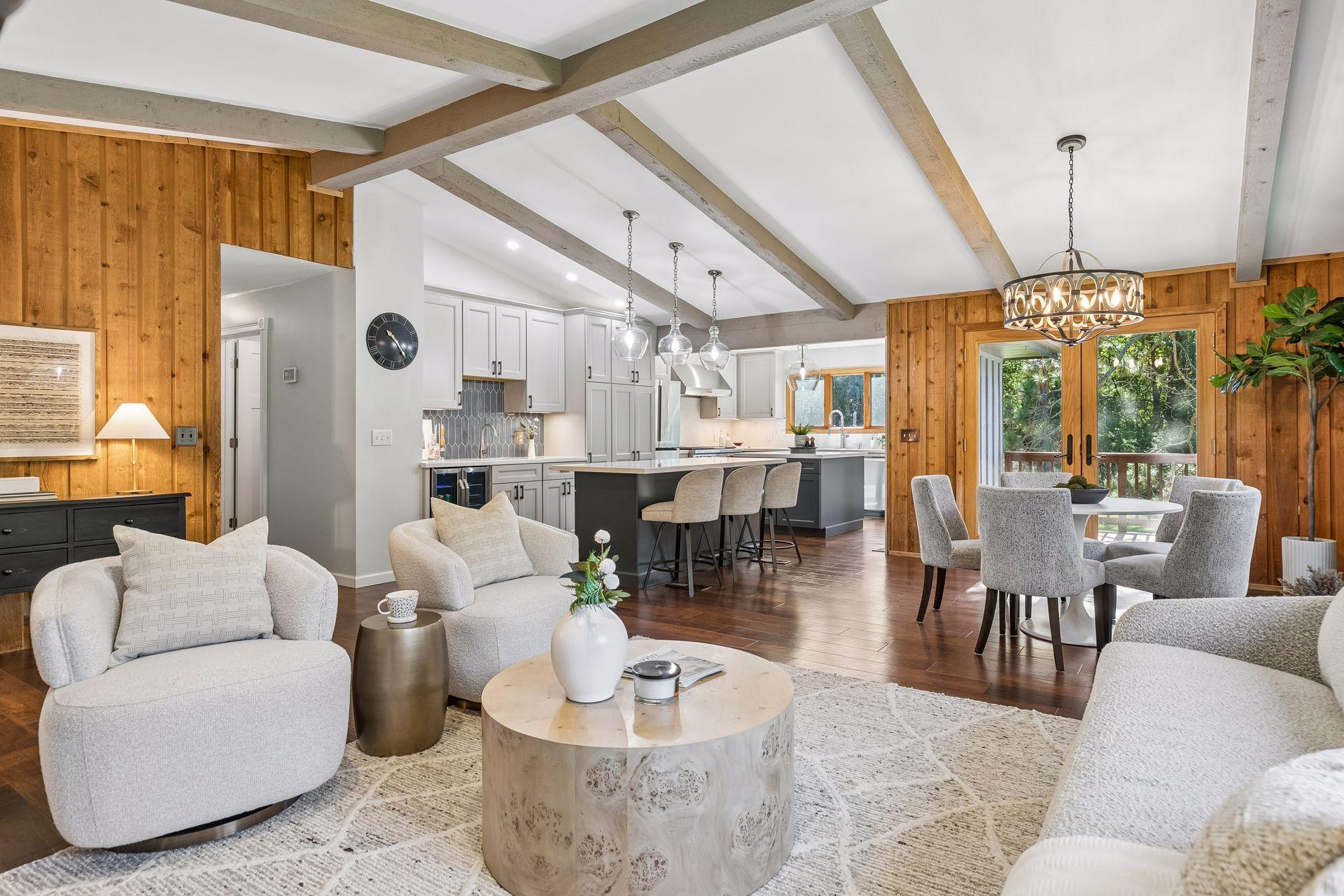 8249 Deer Pond Court N Property Photo 1