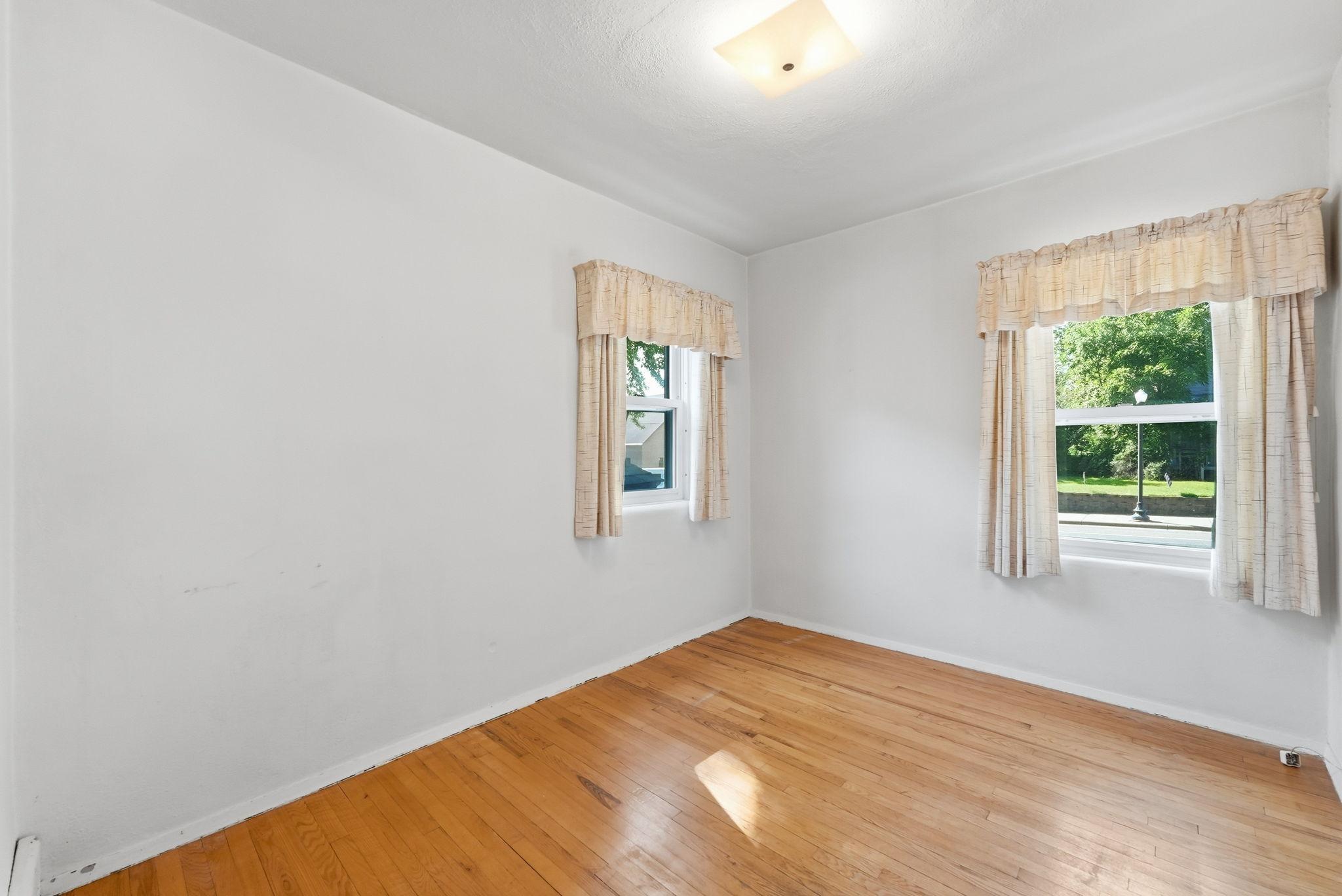231 Maple Street Property Photo 16